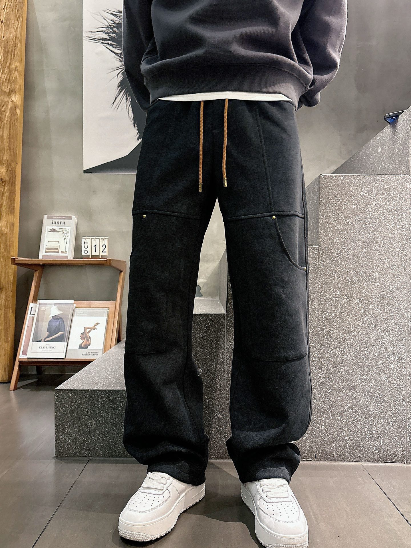 Louis Vuitton Basic Clothing M-l-xl
