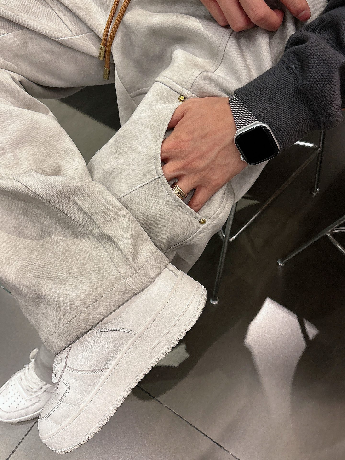 Louis Vuitton Basic Clothing M-l-xl