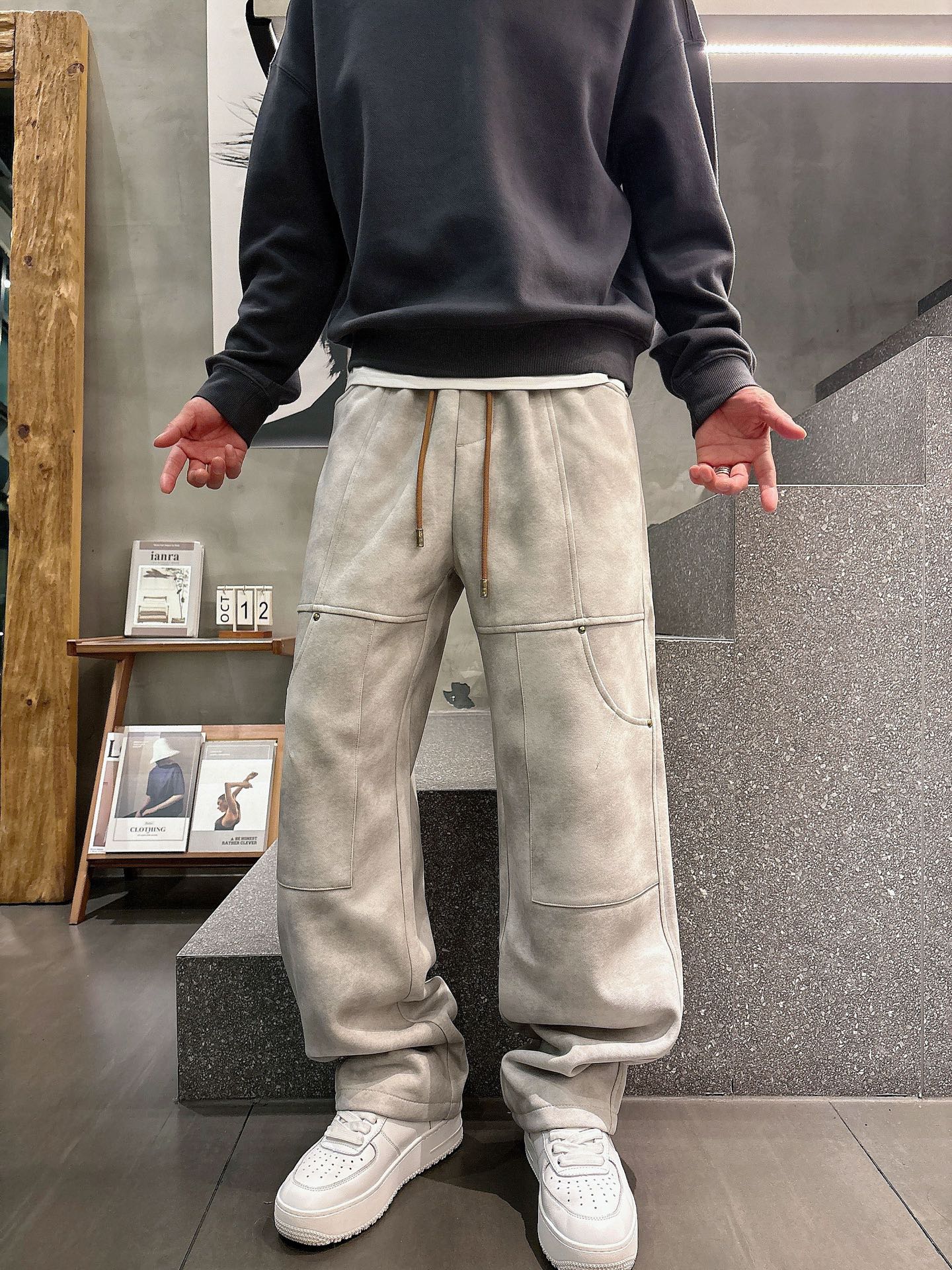 Louis Vuitton Basic Clothing M-l-xl