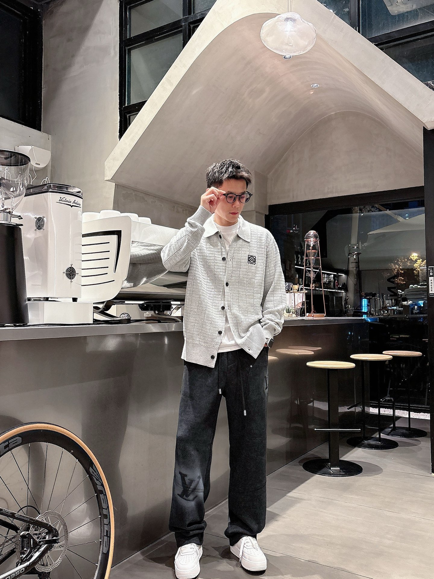 Louis Vuitton Basic Clothing M-l-xl