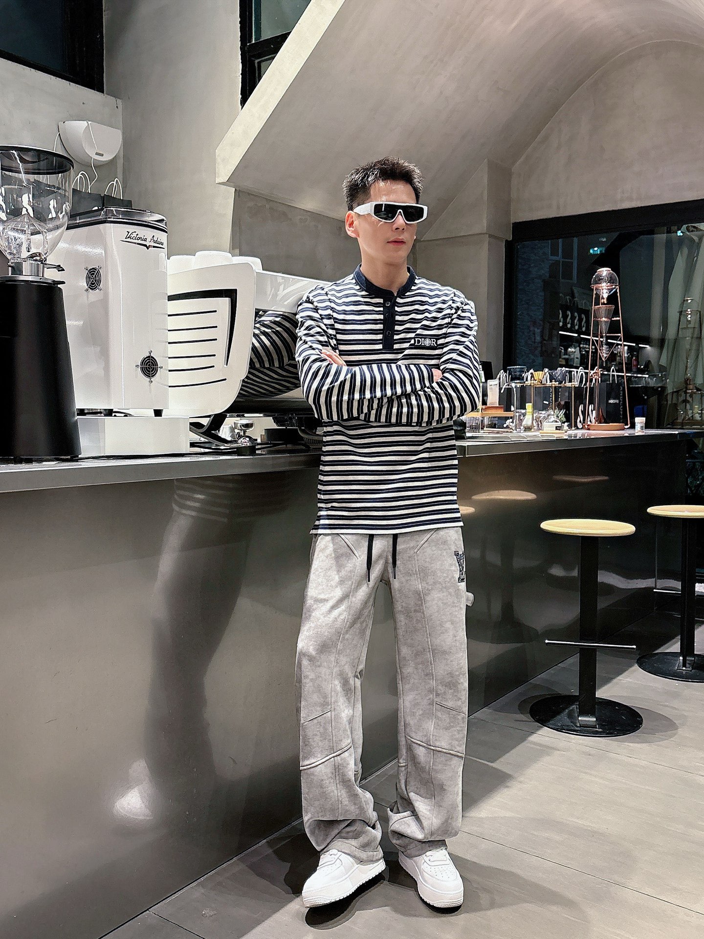 Louis Vuitton Basic Clothing M-l-xl