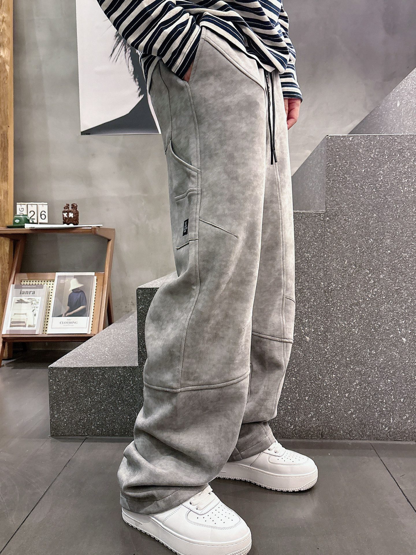 Louis Vuitton Basic Clothing M-l-xl