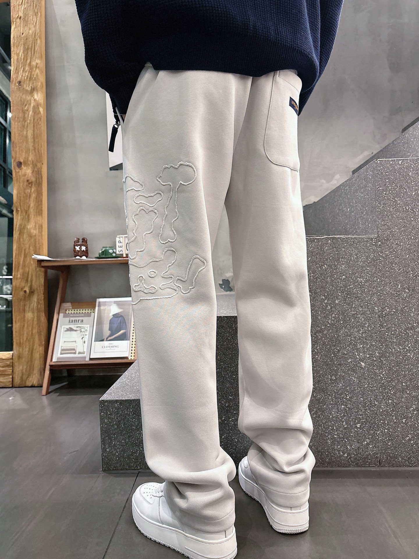 Louis Vuitton Basic Clothing M-l-xl