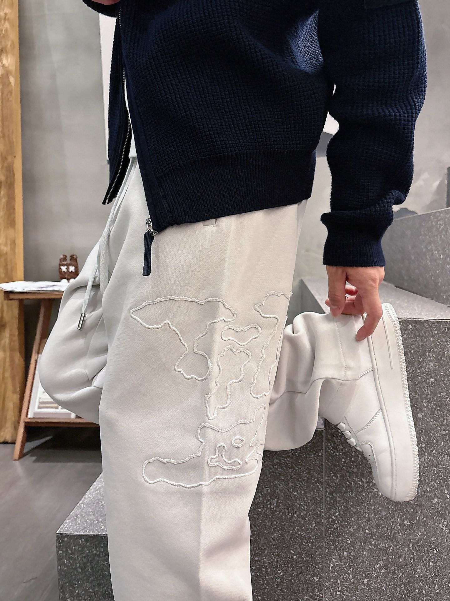Louis Vuitton Basic Clothing M-l-xl