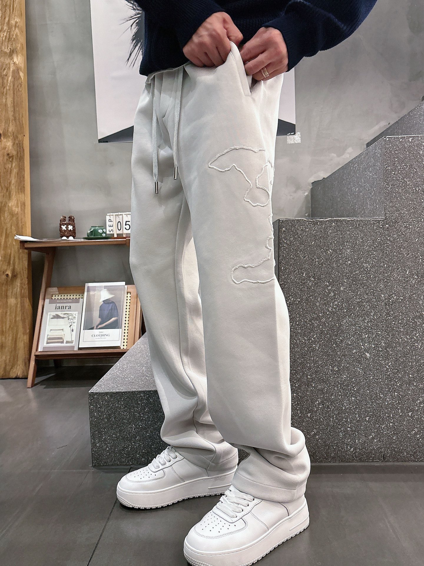 Louis Vuitton Basic Clothing M-l-xl