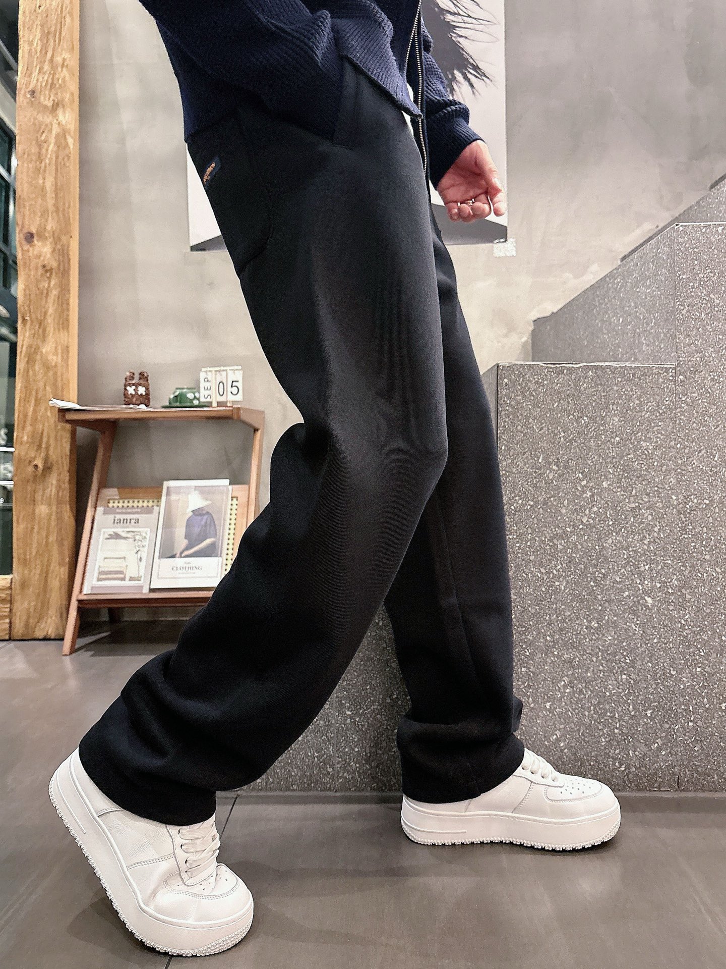 Louis Vuitton Basic Clothing M-l-xl