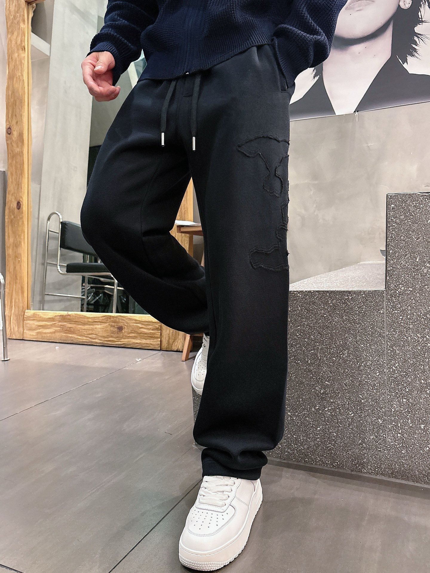 Louis Vuitton Basic Clothing M-l-xl