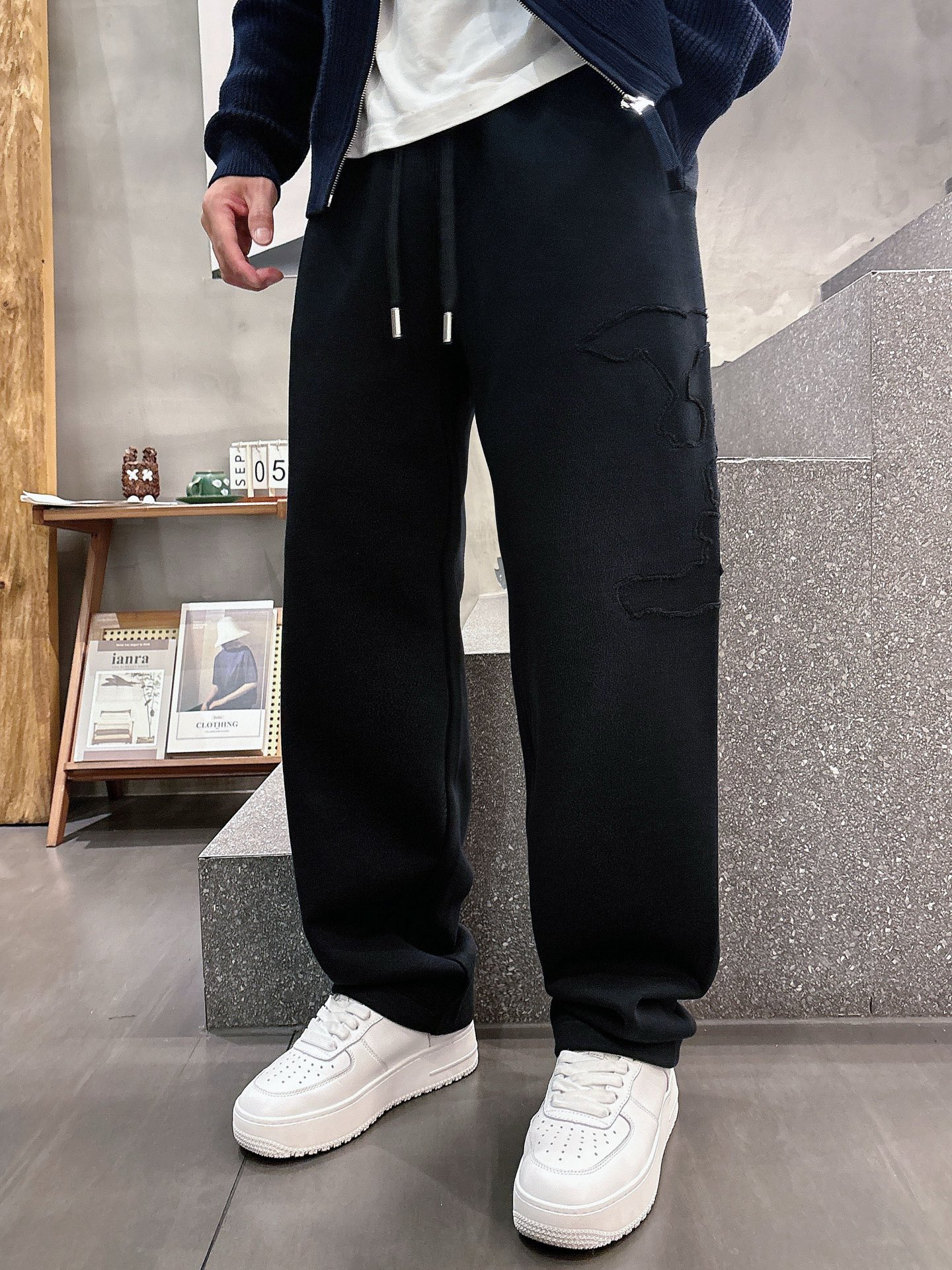 Louis Vuitton Basic Clothing M-l-xl