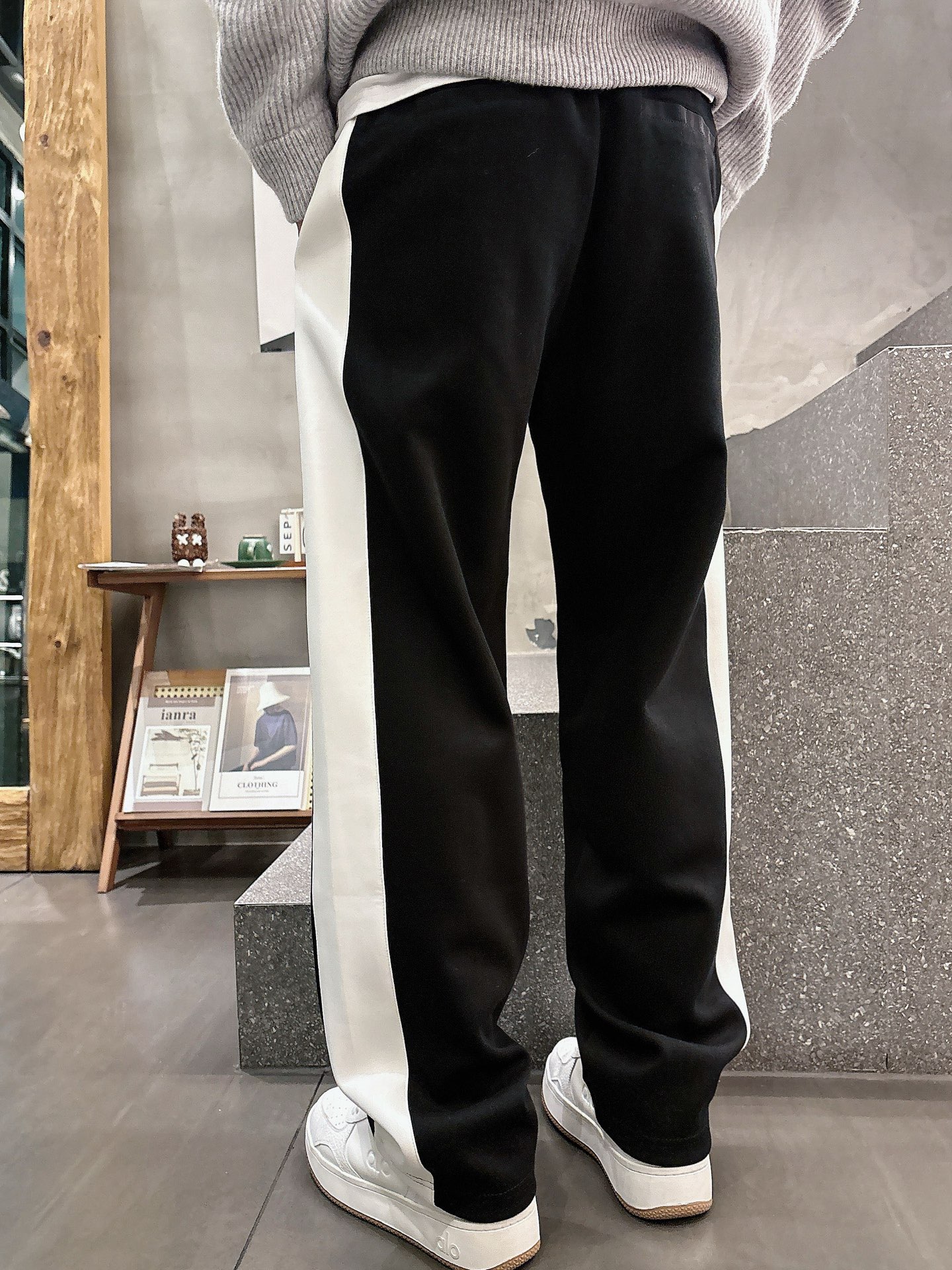 Louis Vuitton Basic Clothing M-l-xl