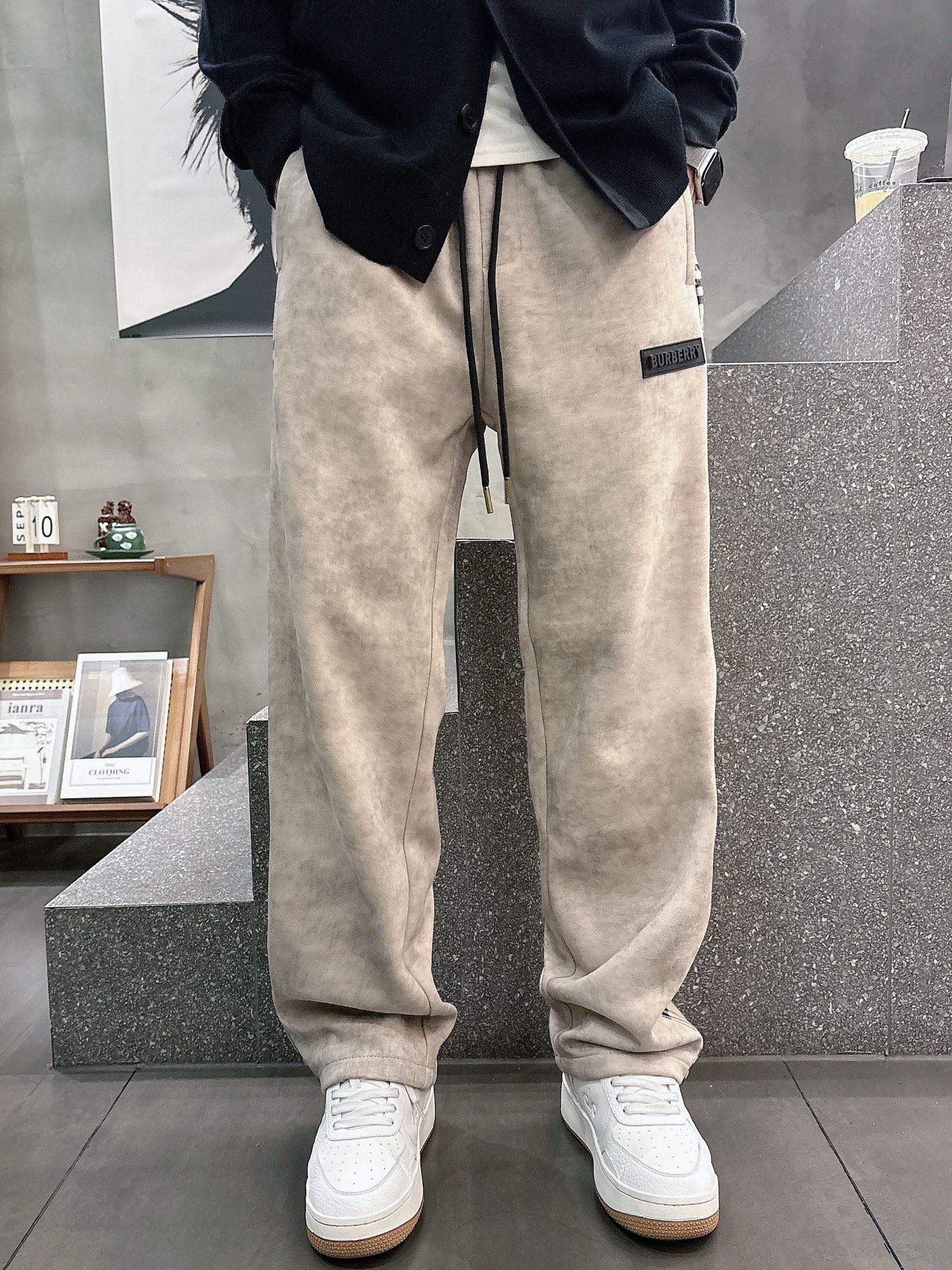 Burberry Basic Clothing M-l-xl