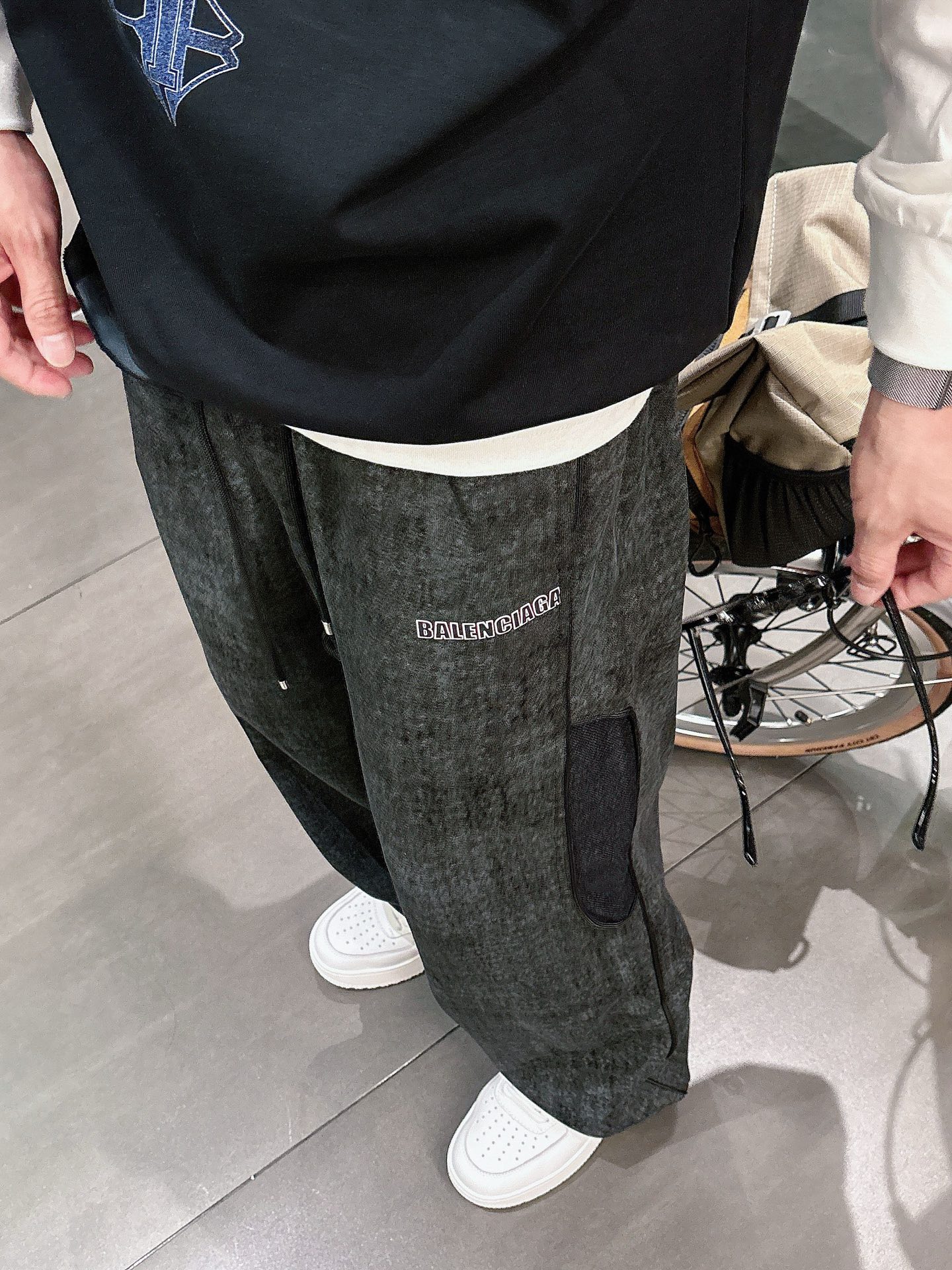 Balenciaga Basic Clothing M-l-xl