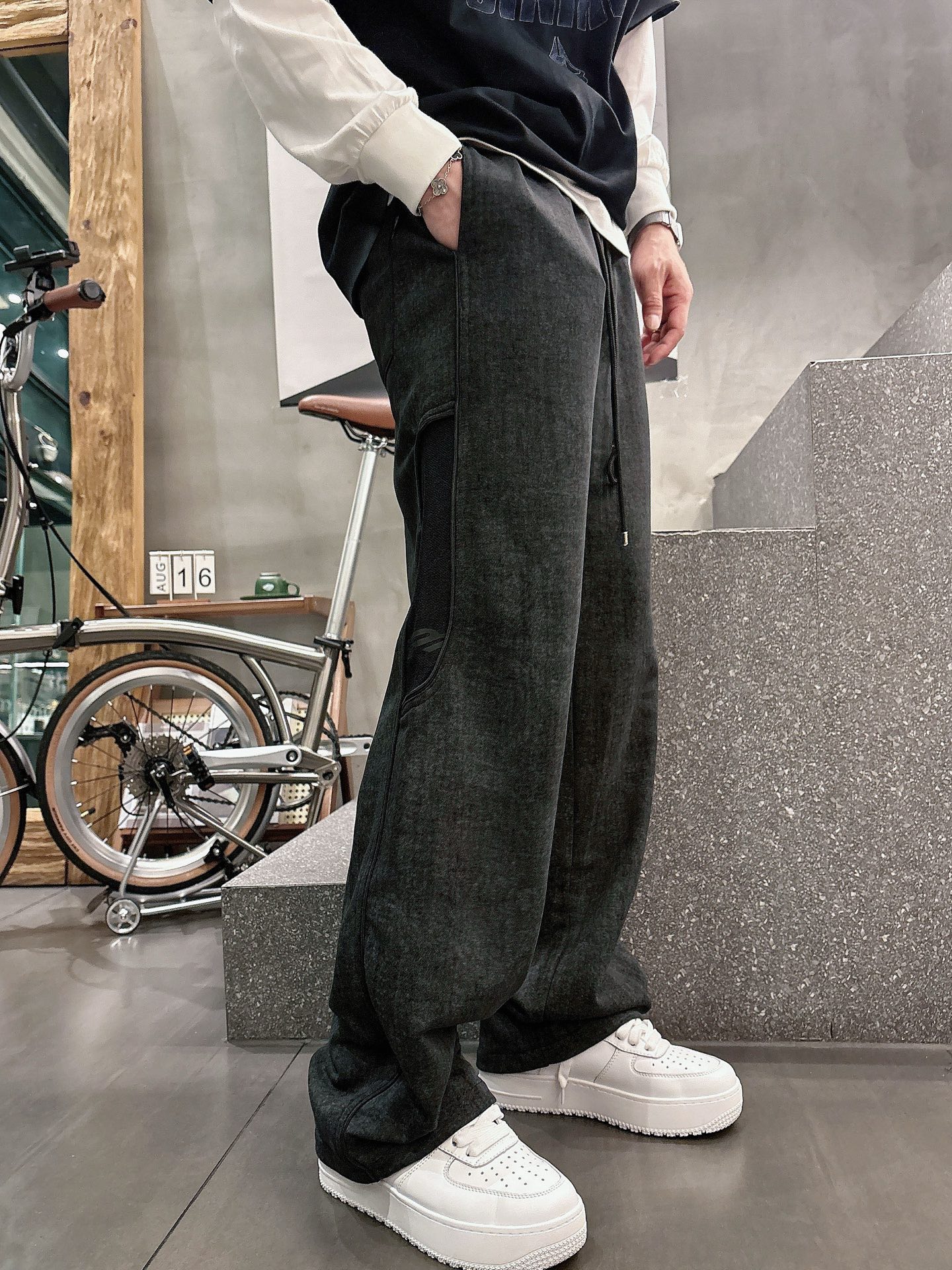 Balenciaga Basic Clothing M-l-xl