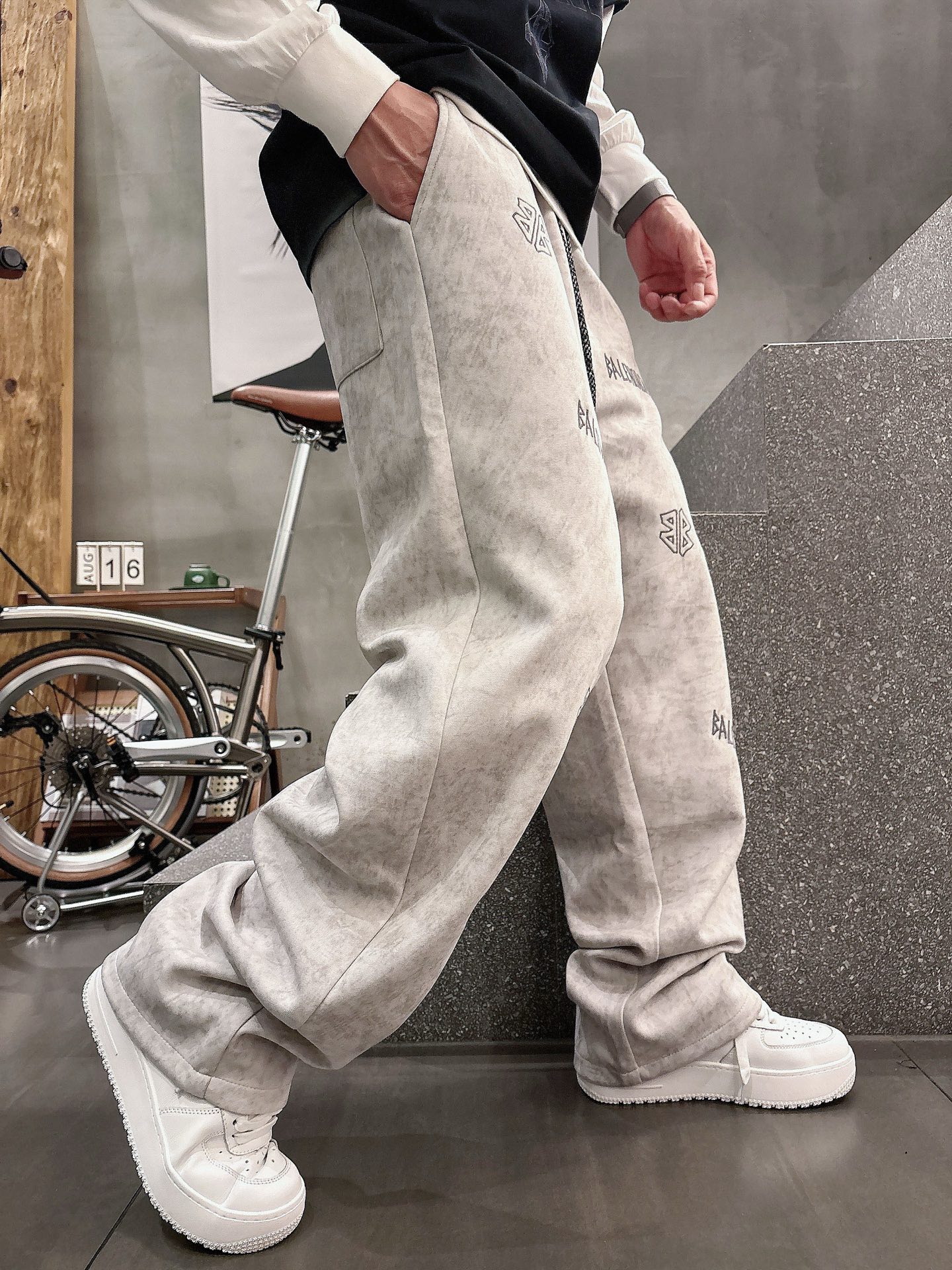 Balenciaga Basic Clothing M-l-xl