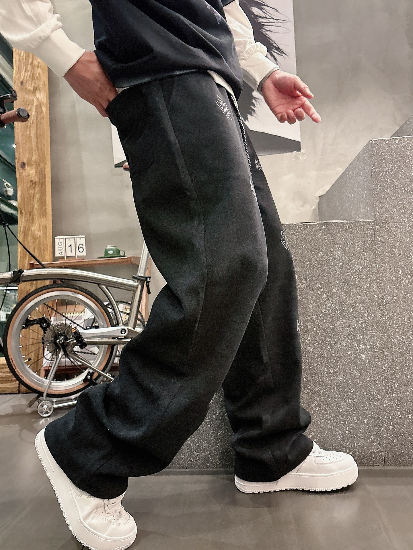 Balenciaga Basic Clothing M-l-xl