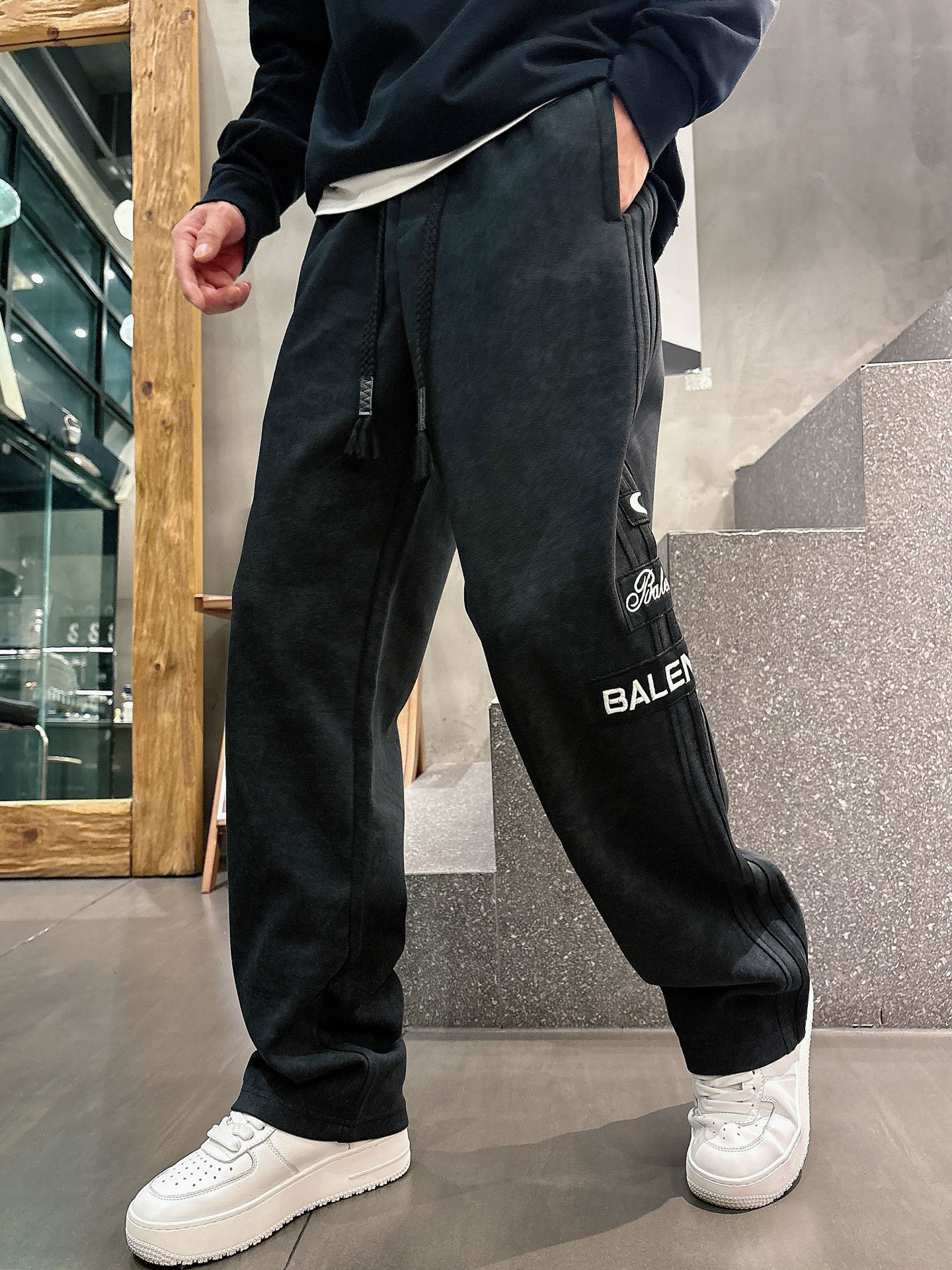Balenciaga Basic Clothing M-l-xl