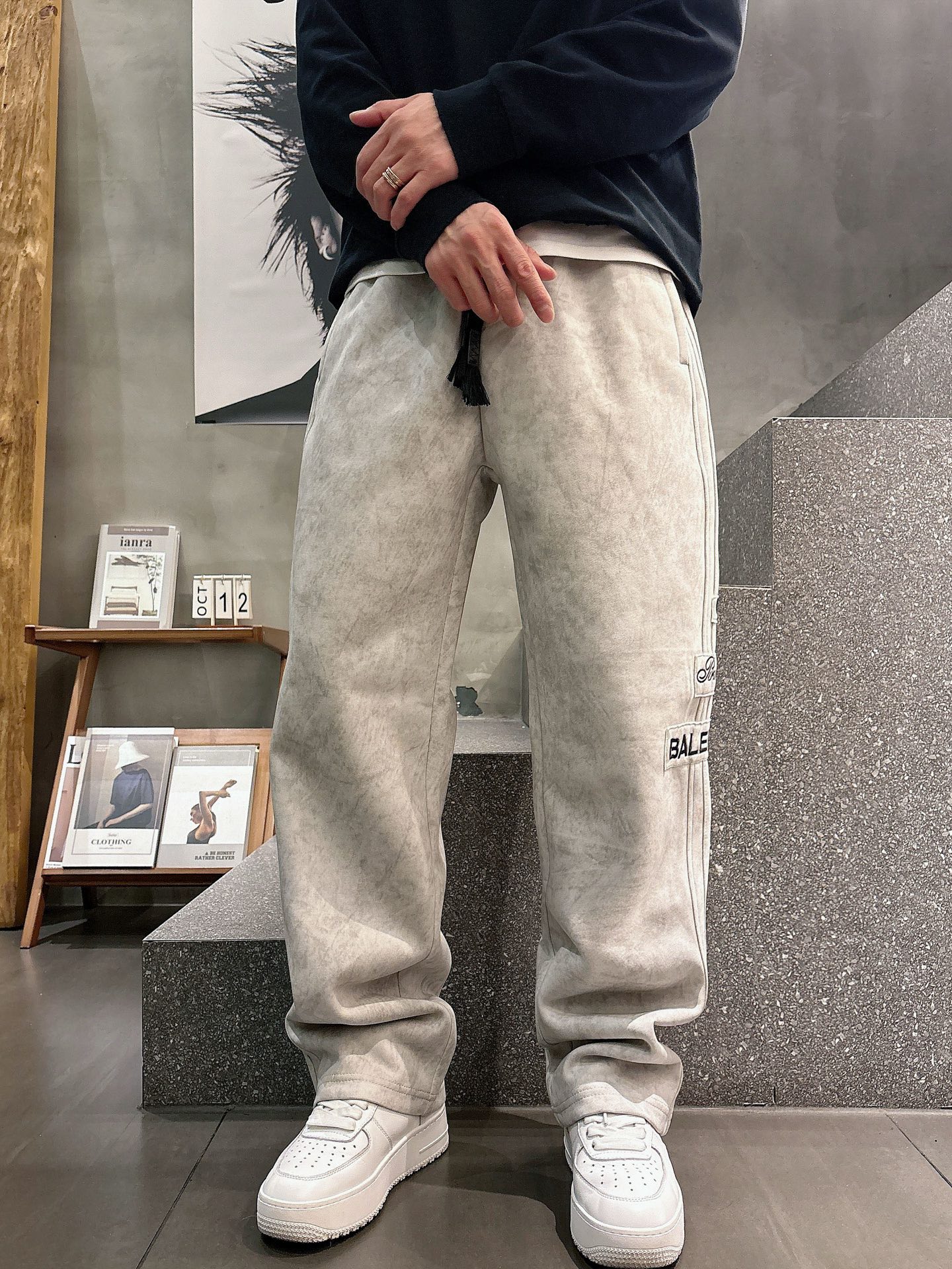 Balenciaga Basic Clothing M-l-xl