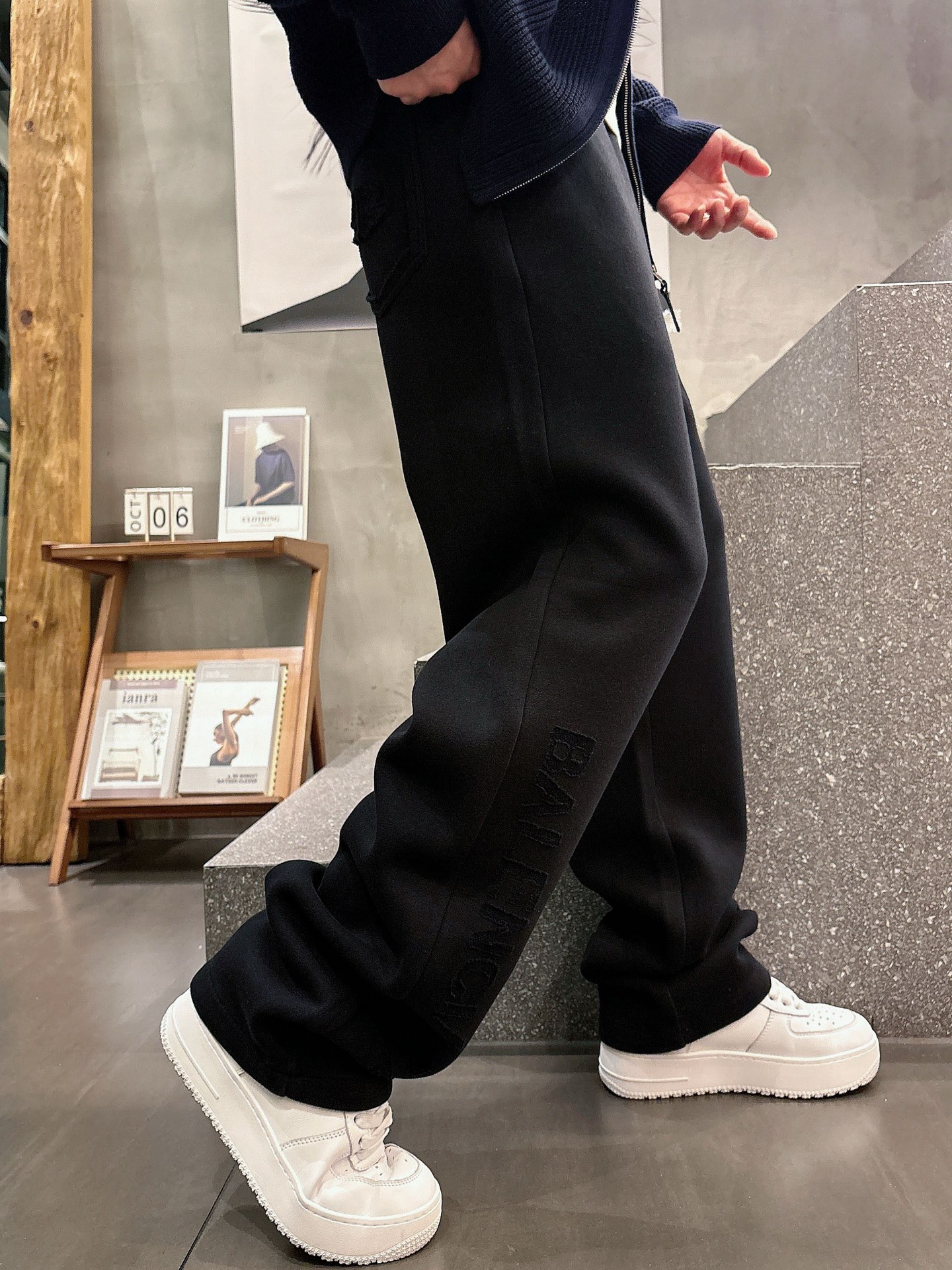 Balenciaga Basic Clothing M-l-xl