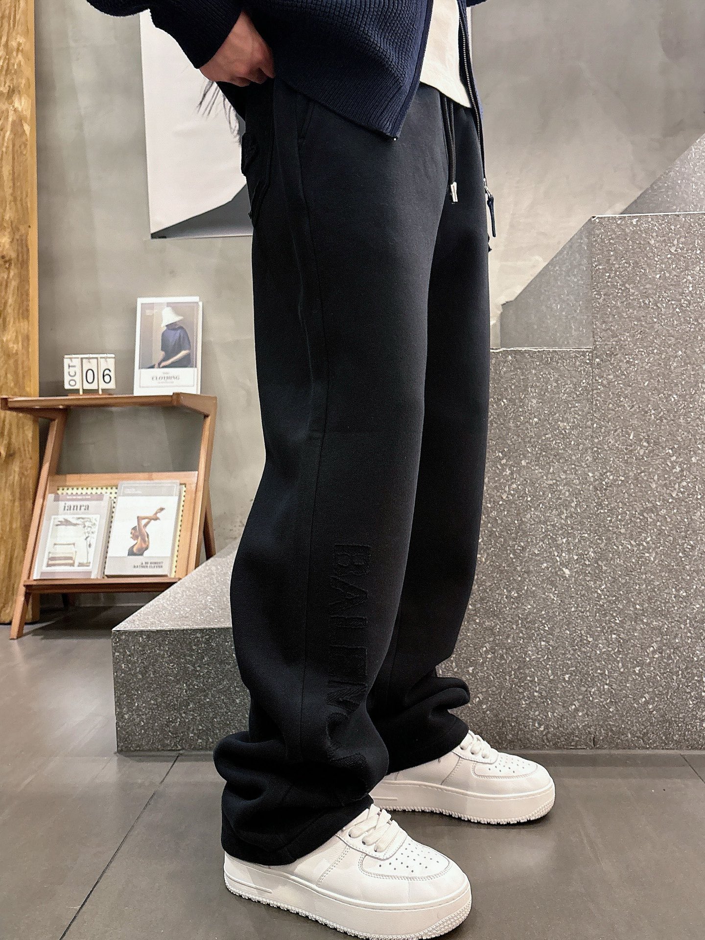 Balenciaga Basic Clothing M-l-xl