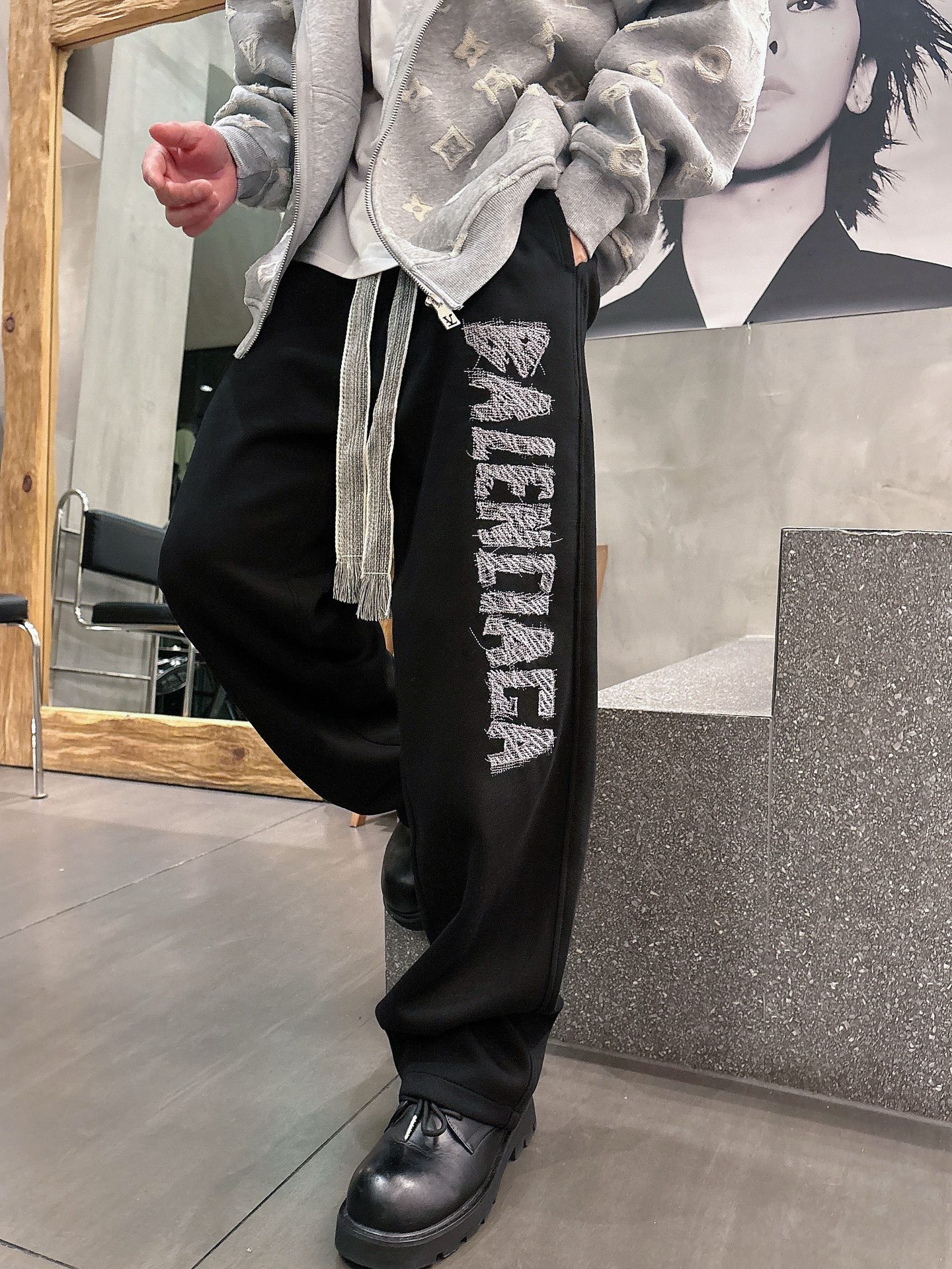 Balenciaga Basic Clothing M-l-xl