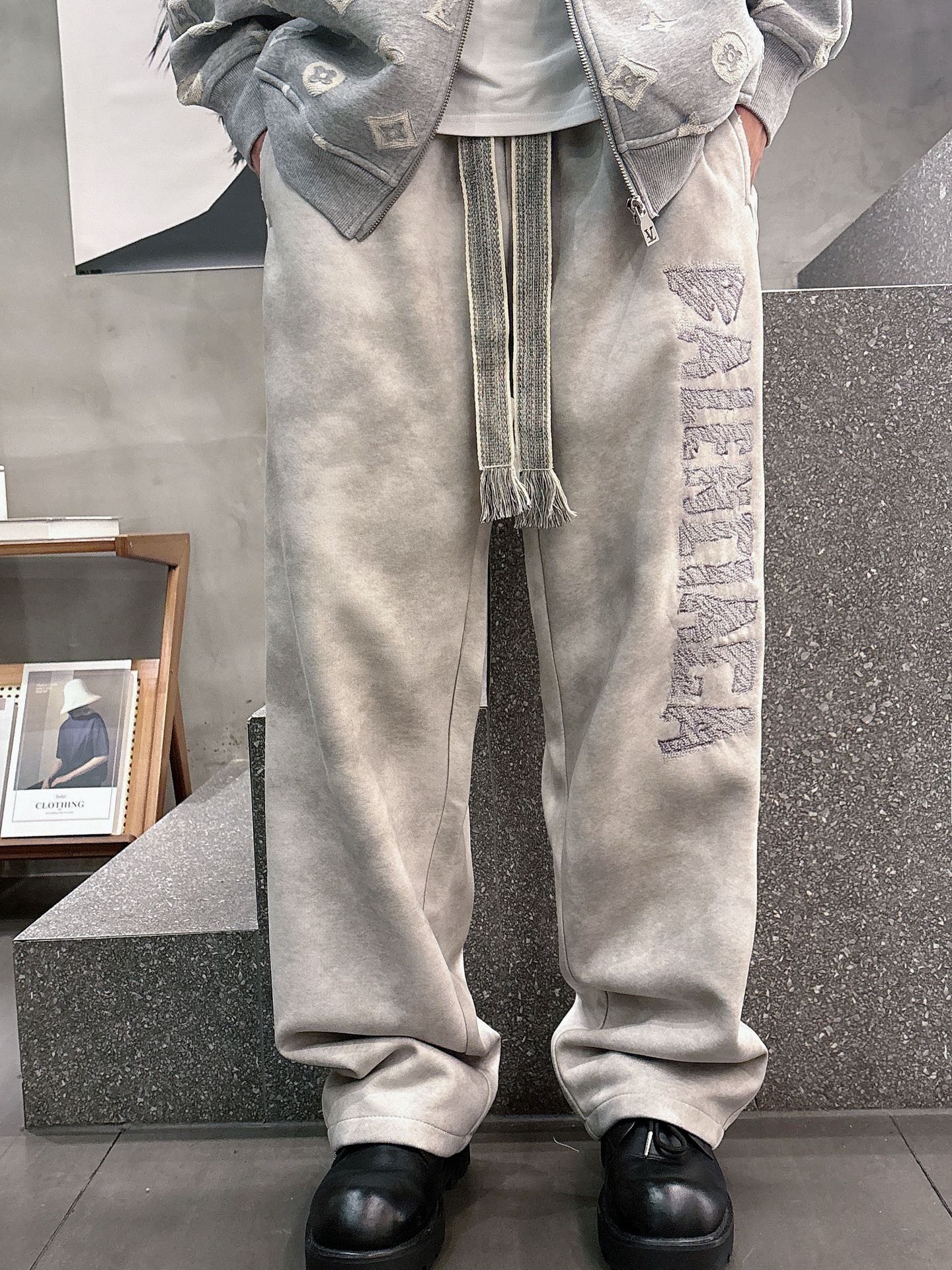 Balenciaga Basic Clothing M-l-xl