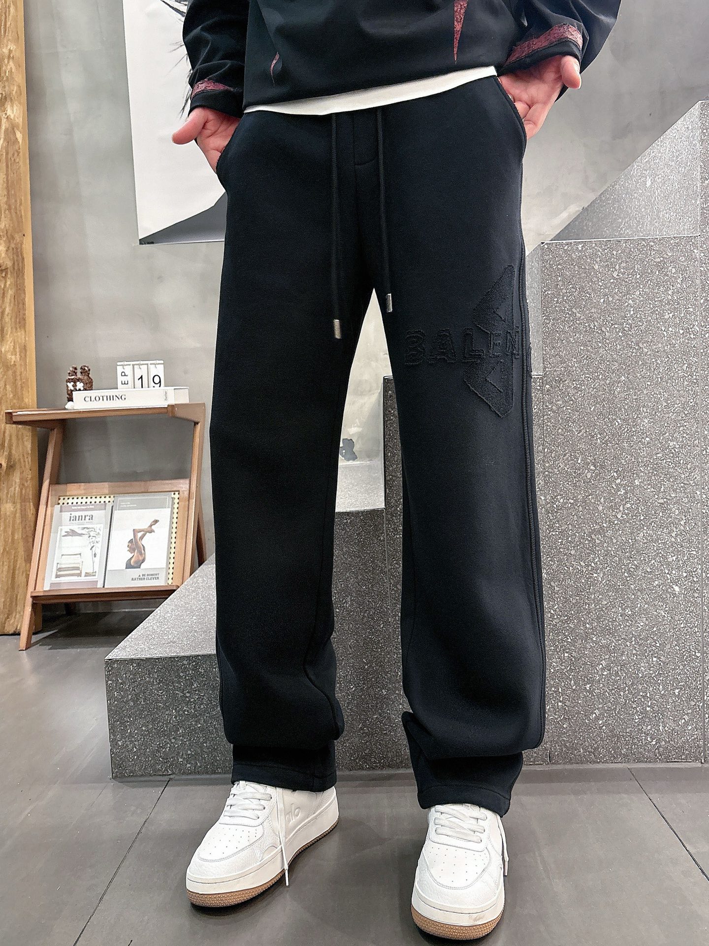 Balenciaga Basic Clothing M-l-xl