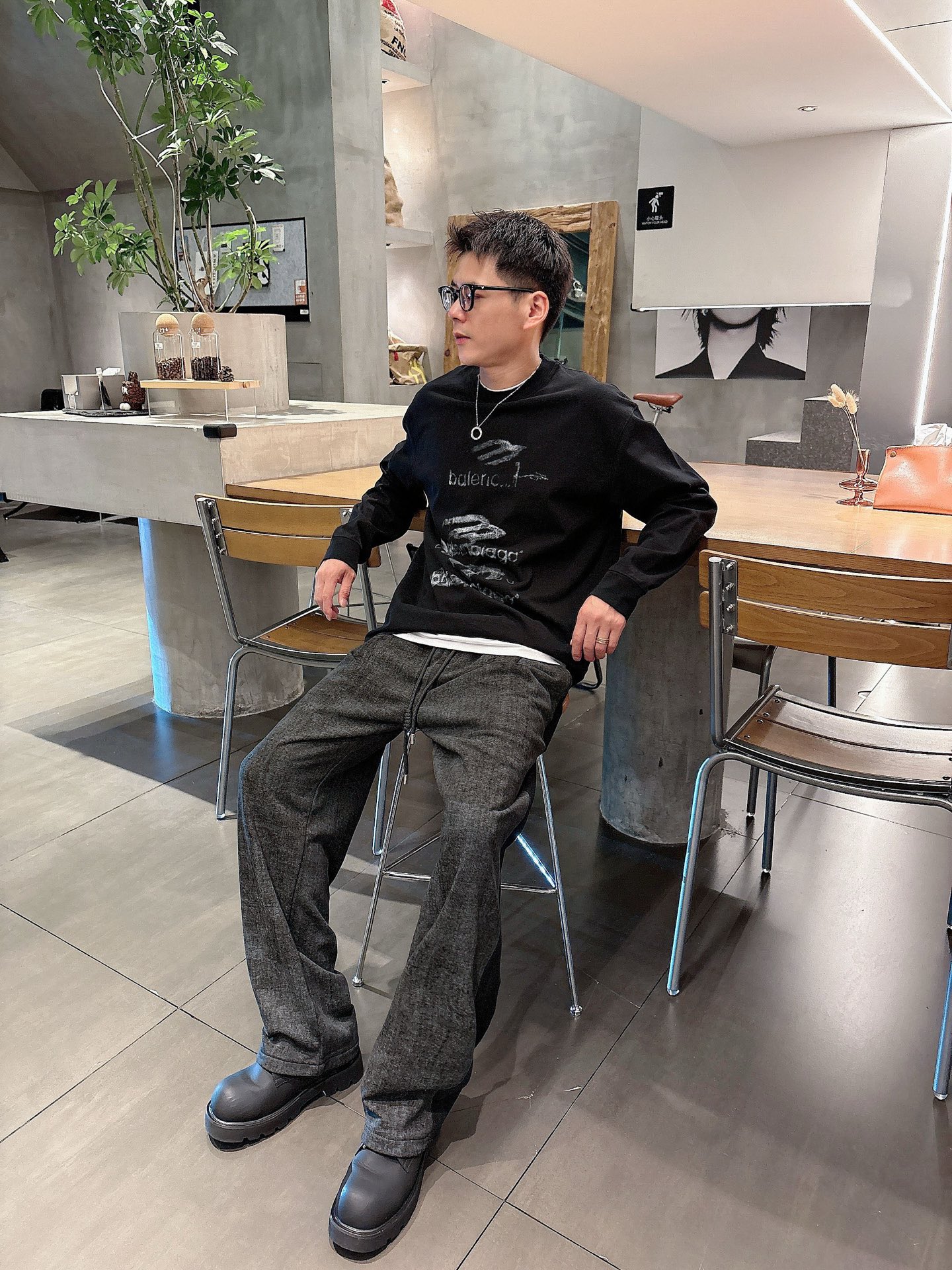 Balenciaga Basic Clothing M-l-xl