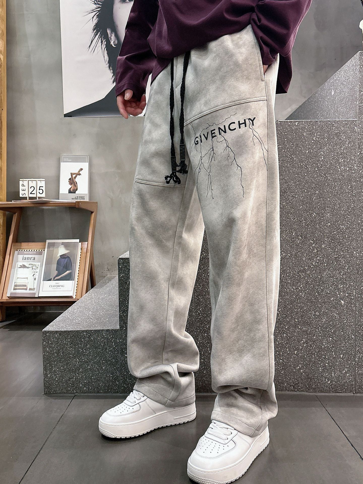 Givenchy Basic Clothing M-l-xl