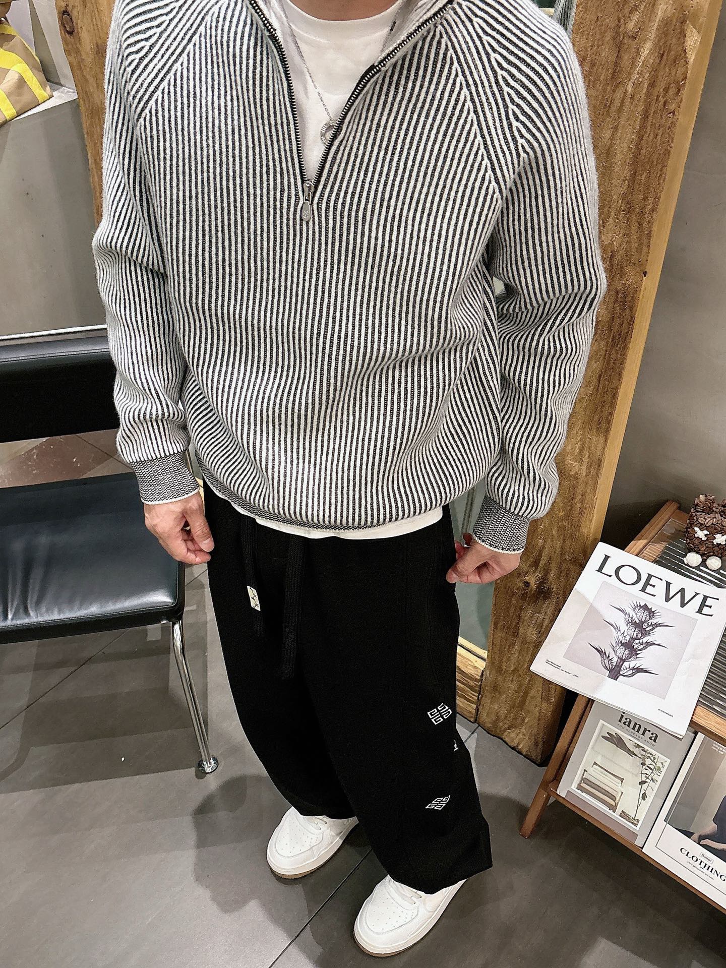 Givenchy Basic Clothing M-l-xl