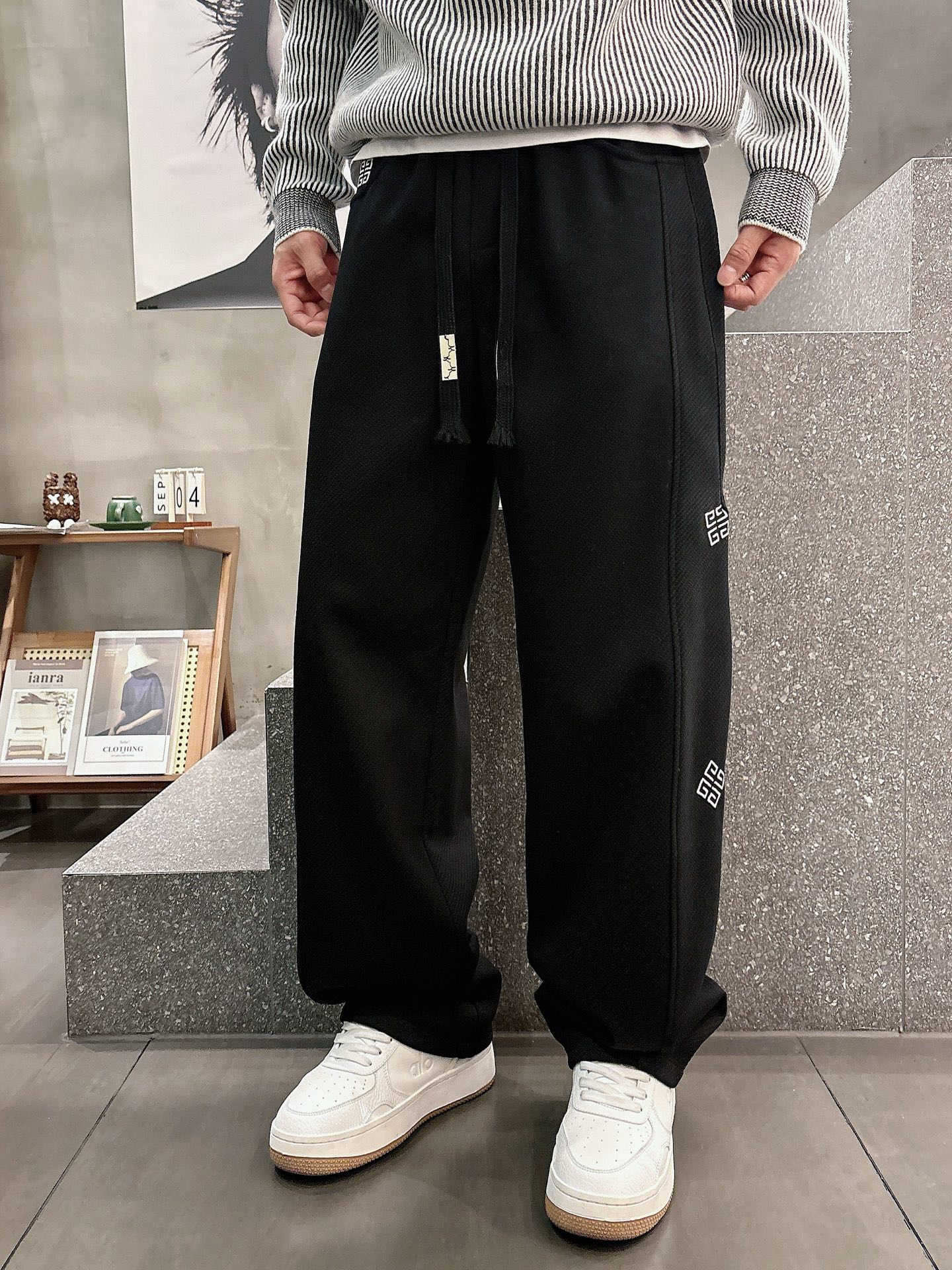 Givenchy Basic Clothing M-l-xl