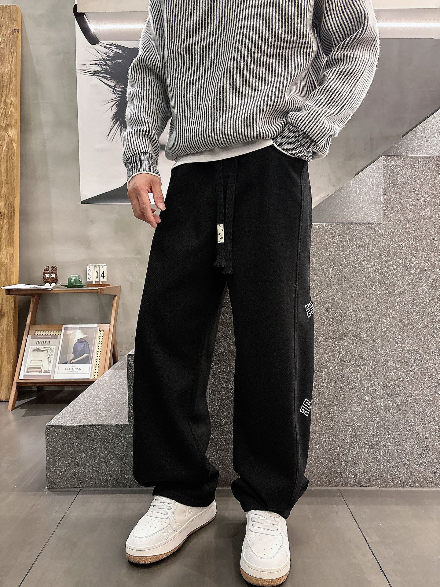 Givenchy Basic Clothing M-l-xl