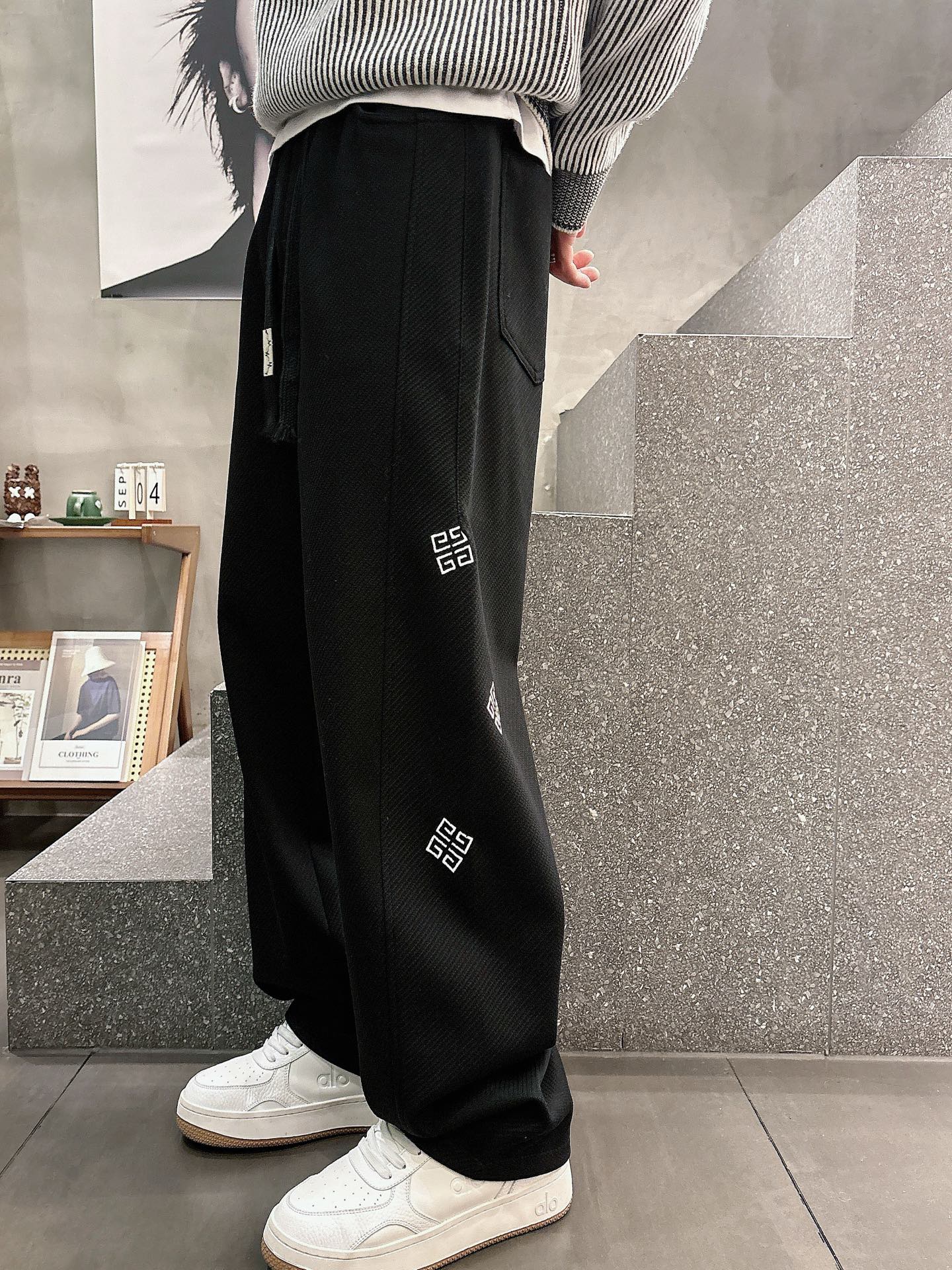 Givenchy Basic Clothing M-l-xl