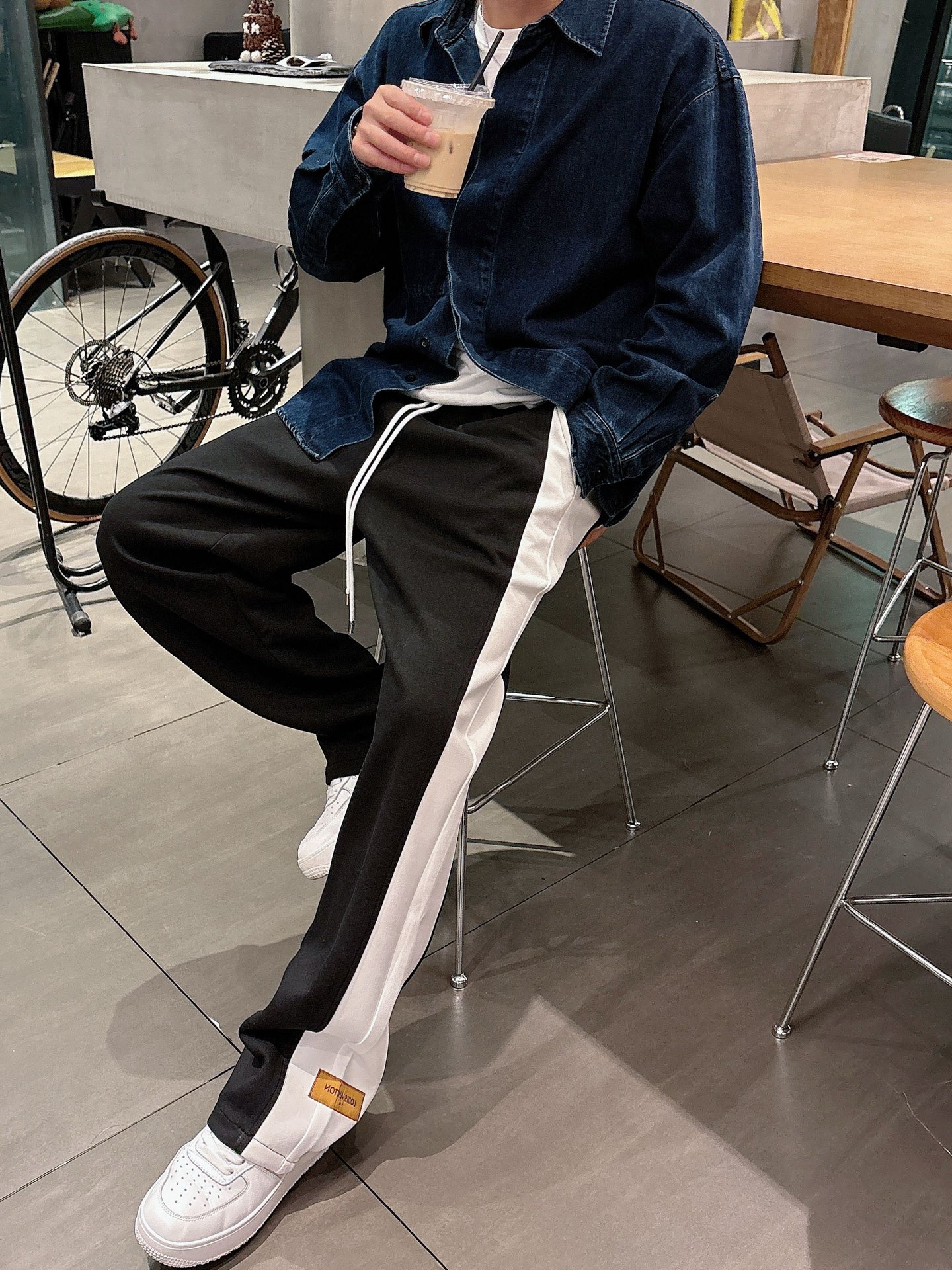 Louis Vuitton Basic Clothing M-l-xl