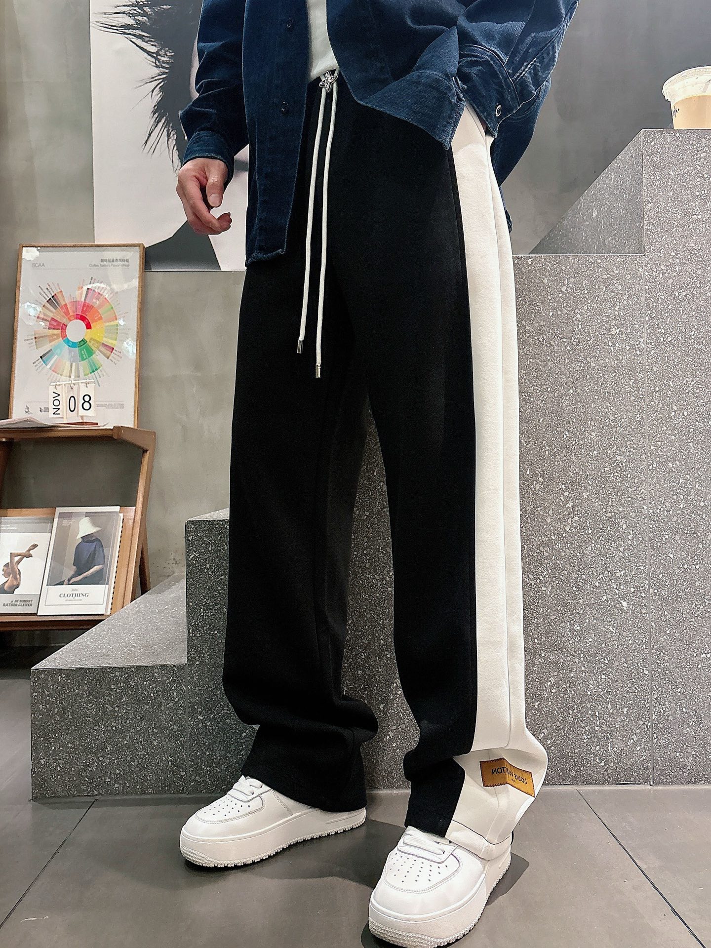 Louis Vuitton Basic Clothing M-l-xl
