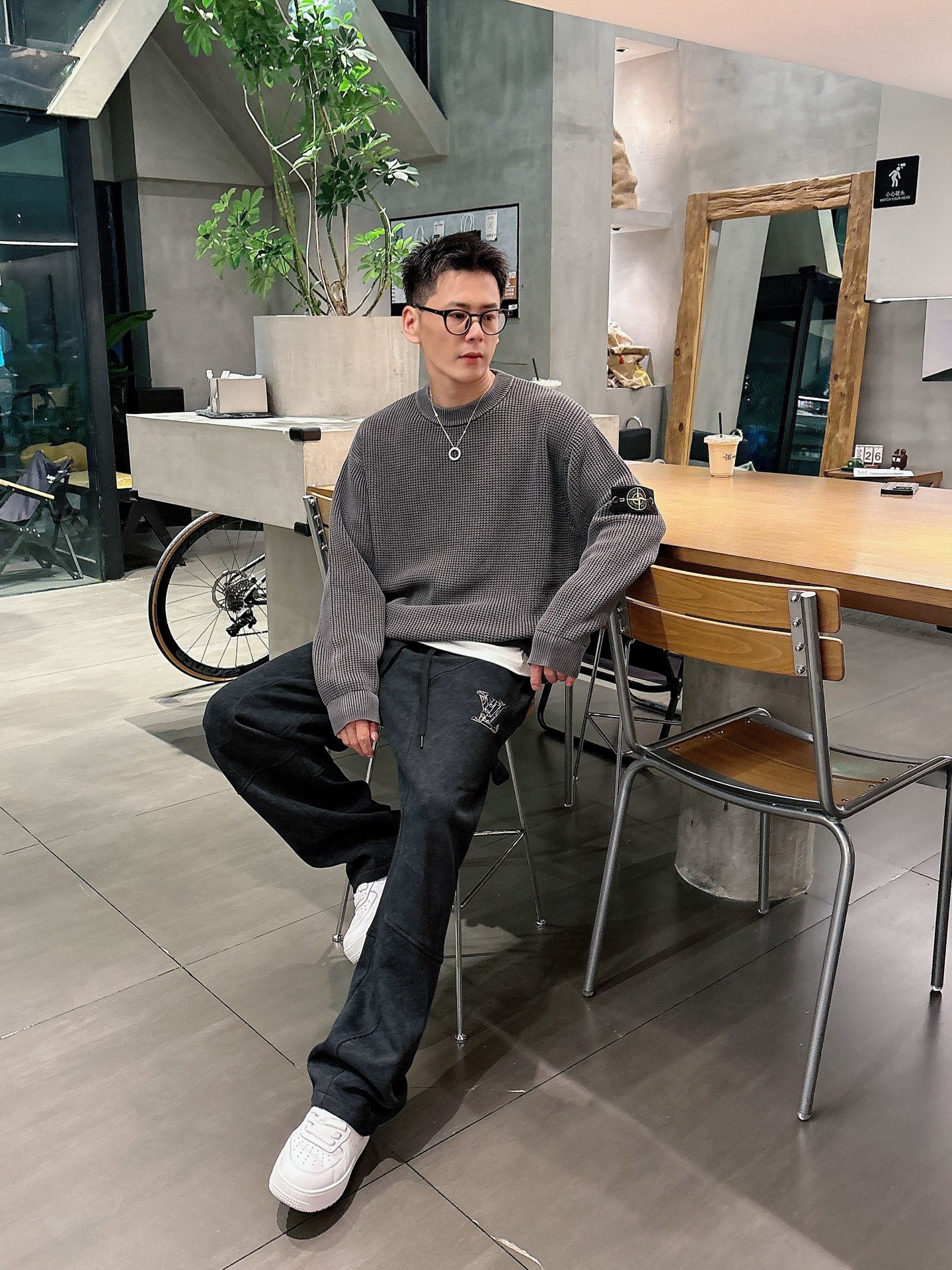 Louis Vuitton Basic Clothing M-l-xl