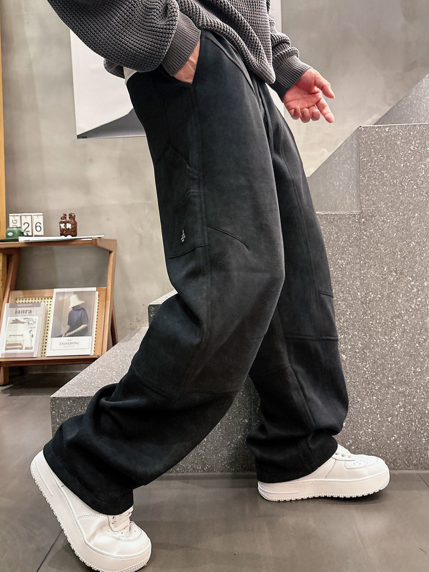 Louis Vuitton Basic Clothing M-l-xl