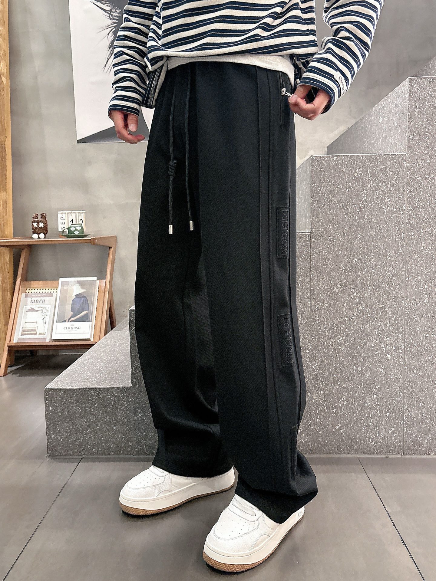 Balenciaga Basic Clothing M-l-xl
