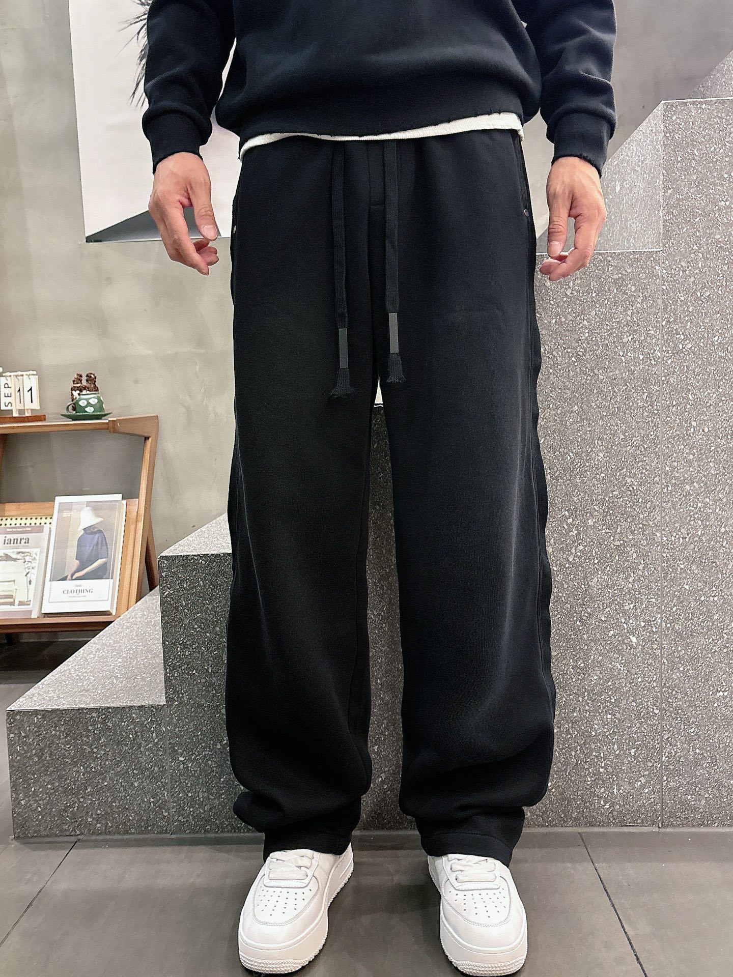 Balenciaga Basic Clothing M-l-xl