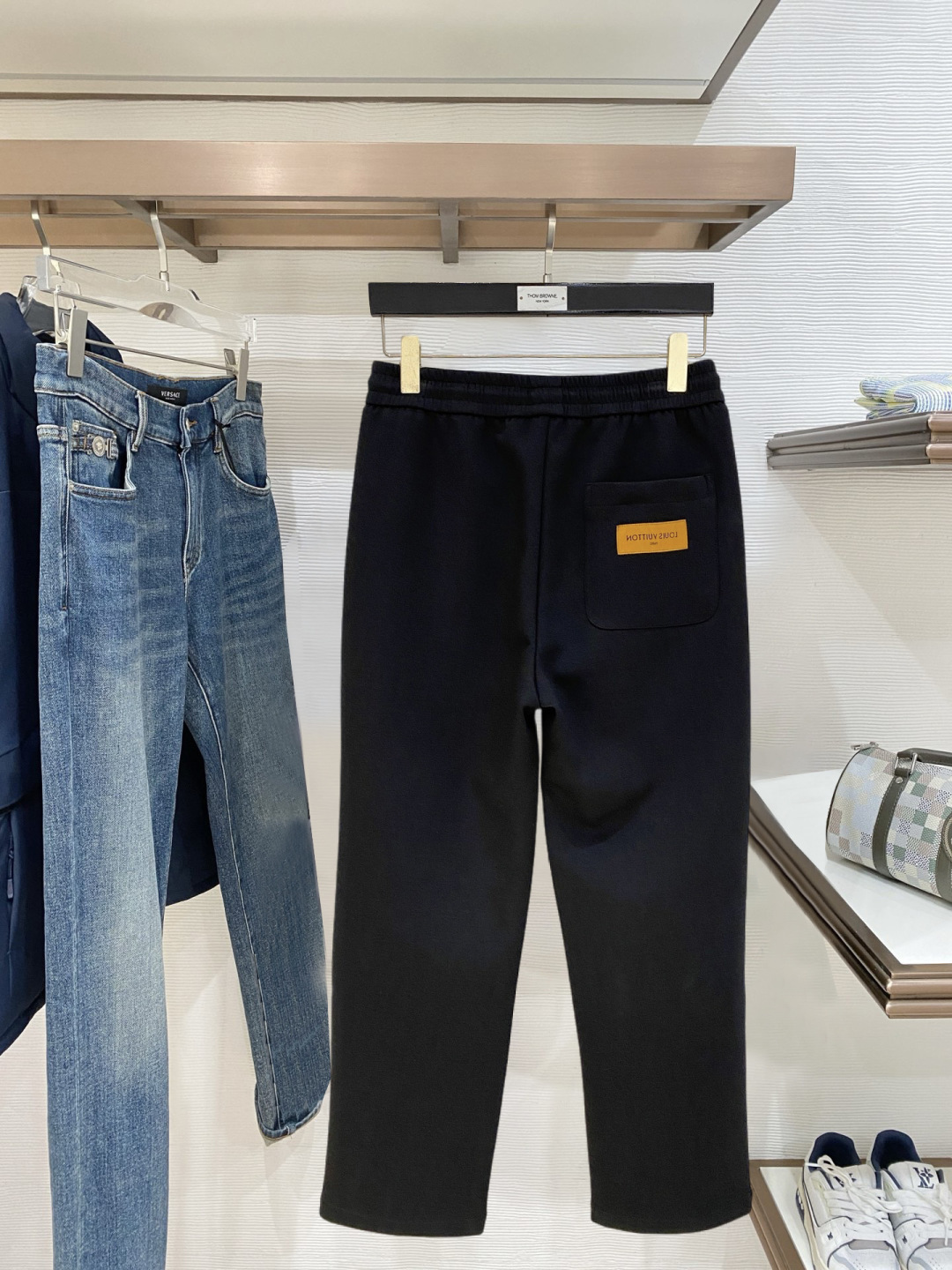 Louis Vuitton Basic Clothing S-m-l-xl