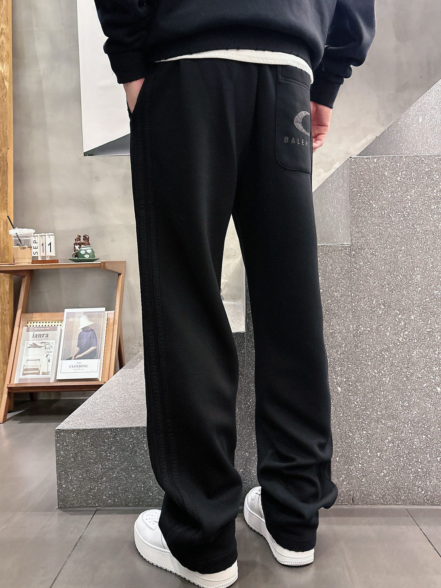 Balenciaga Basic Clothing M-l-xl