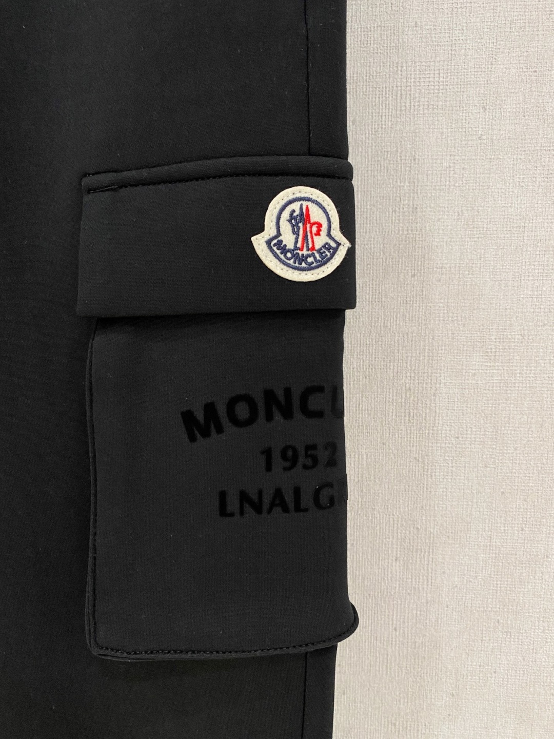 Moncler Basic Clothing S-m-l-xl