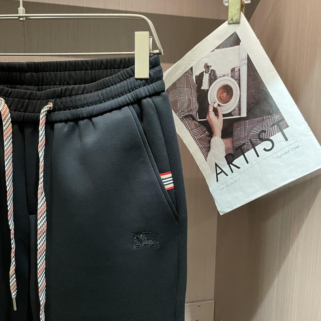 Burberry Basic Clothing M-l-xl