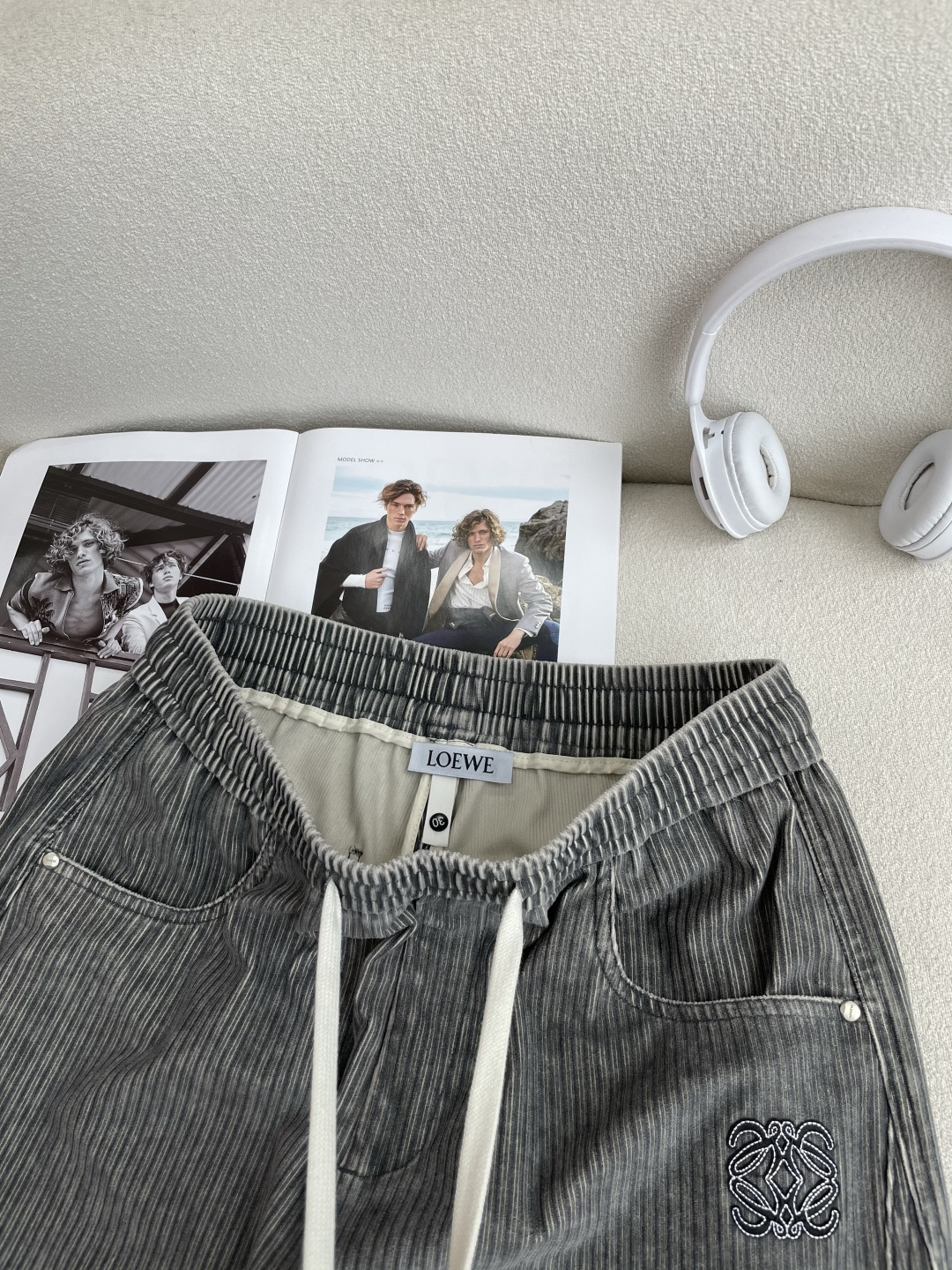 Loewe Basic Clothing L