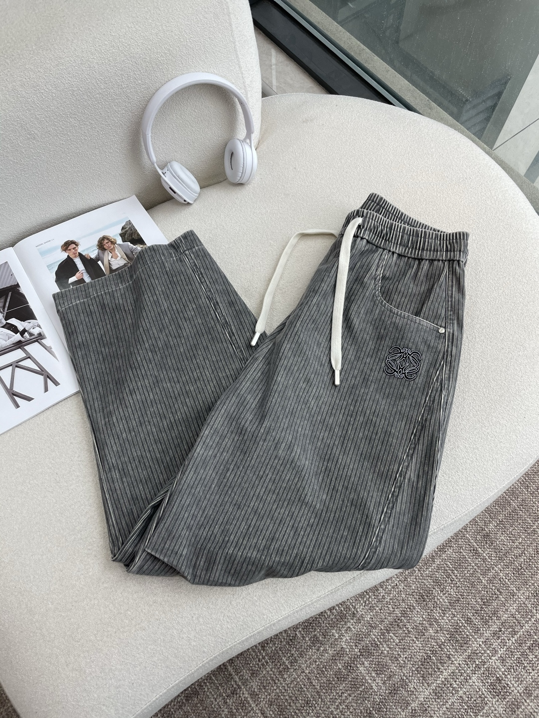 Loewe Basic Clothing L
