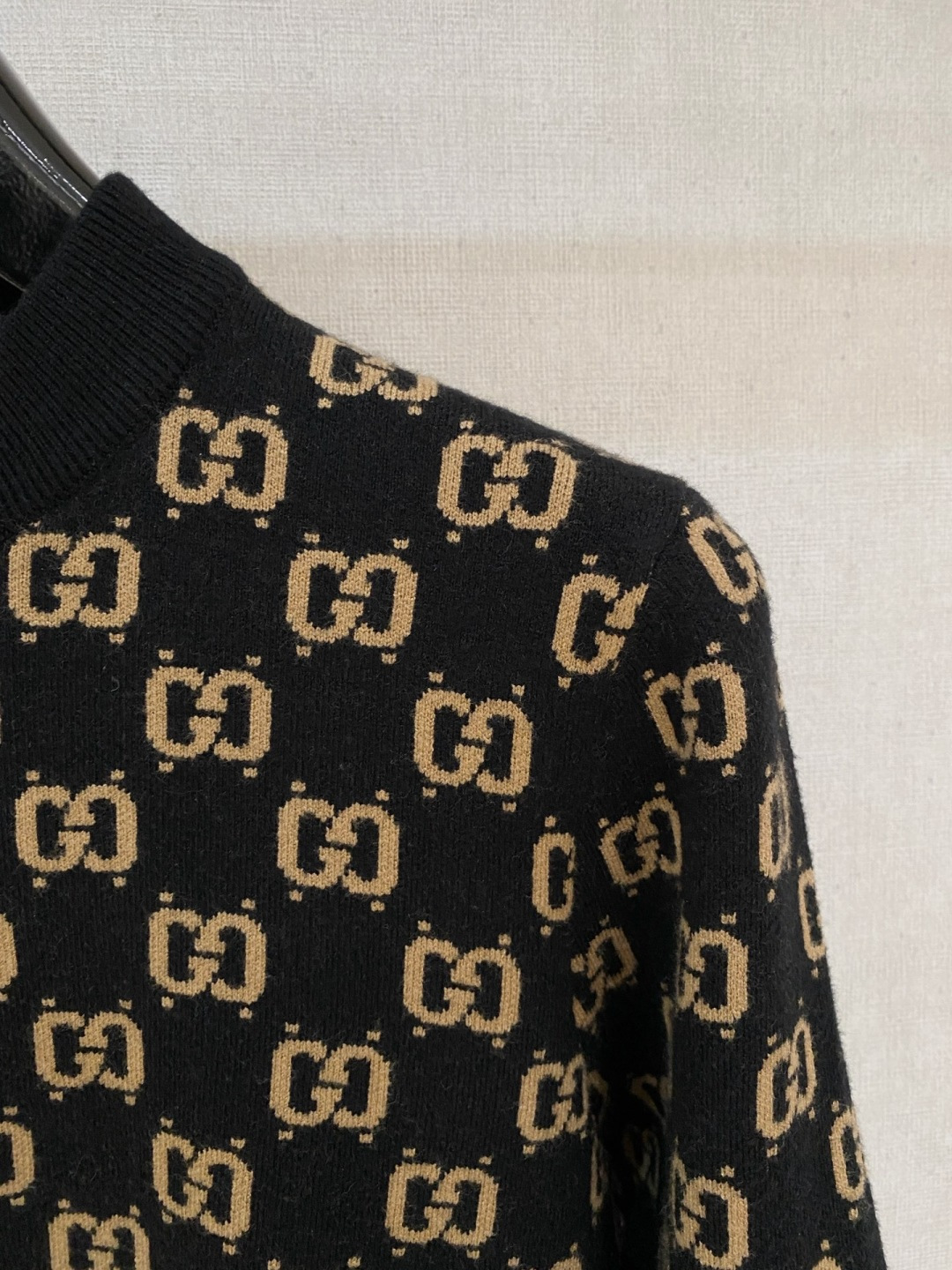 Gucci Basic Clothing Wool M-xl