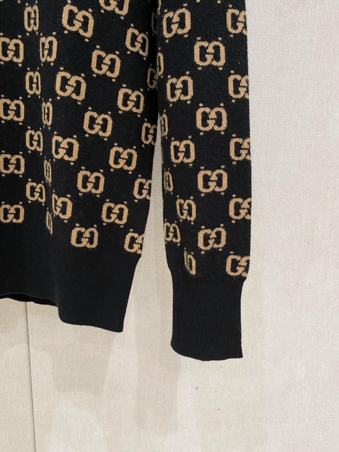 Gucci Basic Clothing Wool M-xl