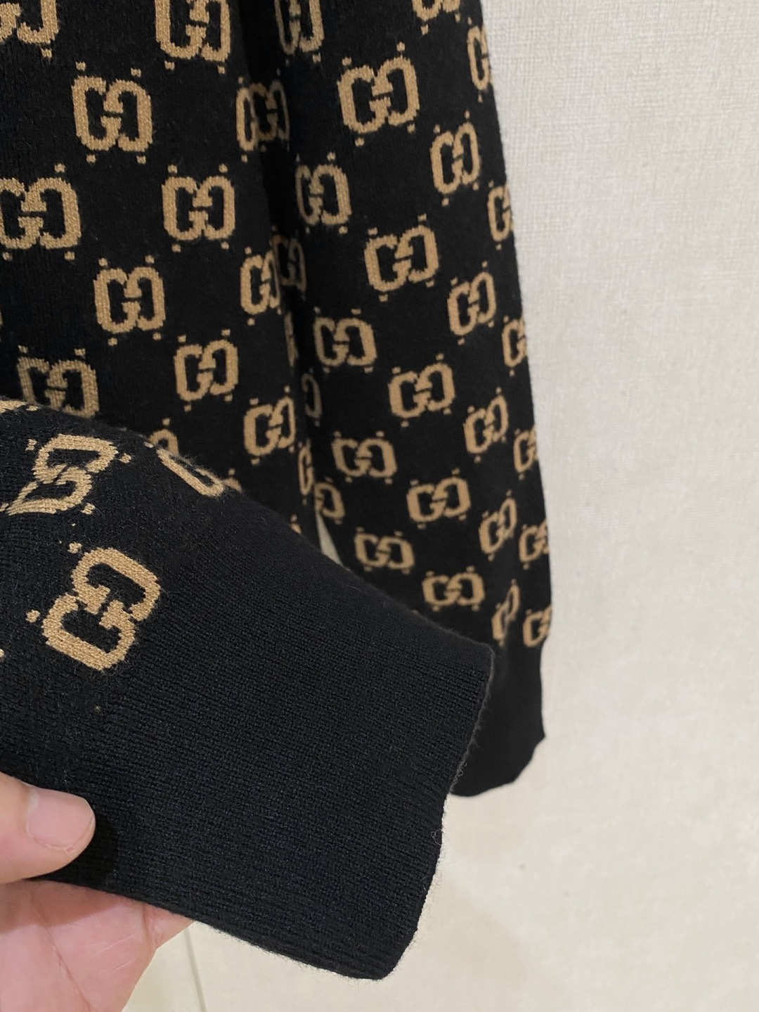 Gucci Basic Clothing Wool M-xl