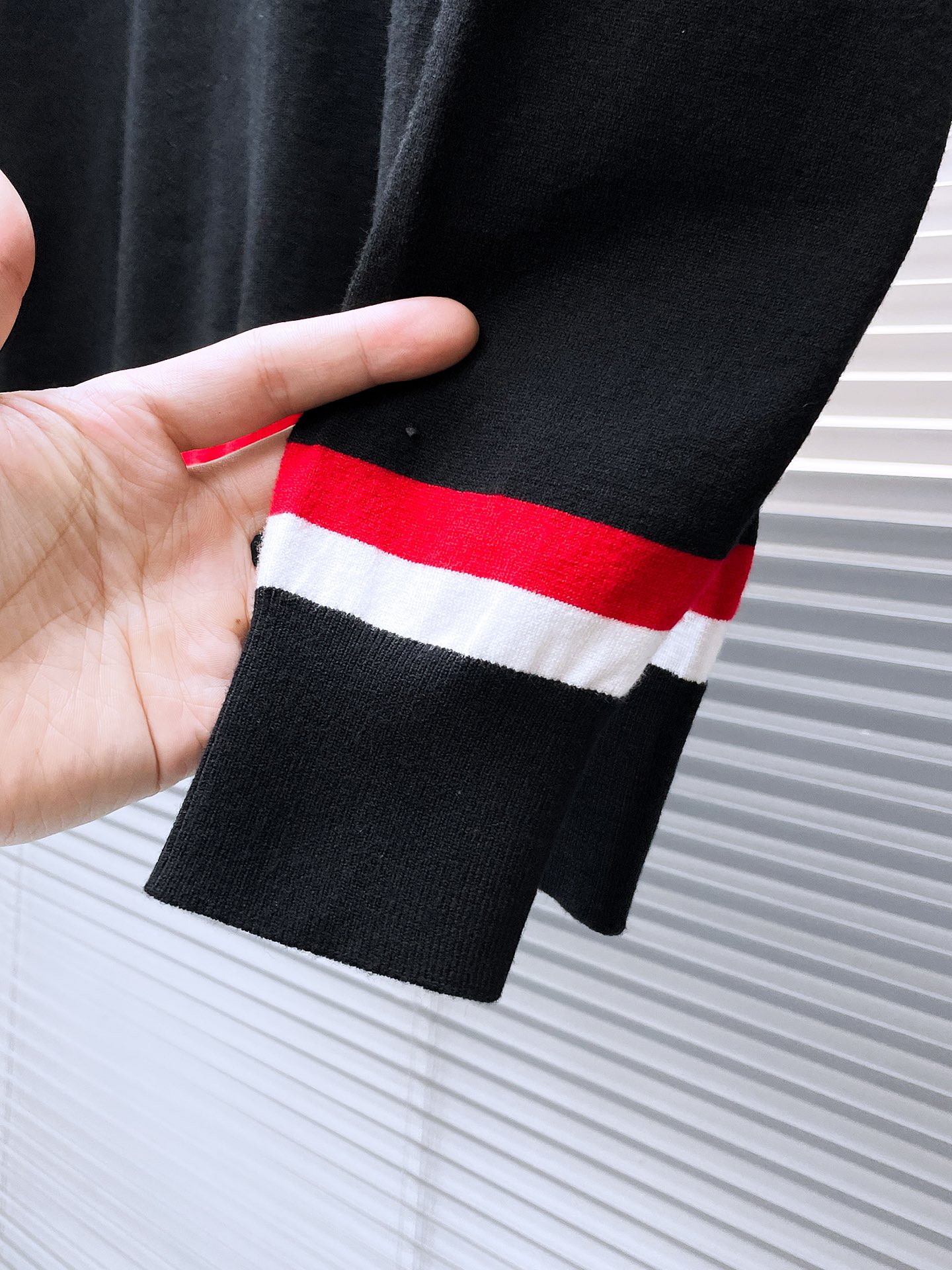 Gucci Basic Clothing Wool M-xl