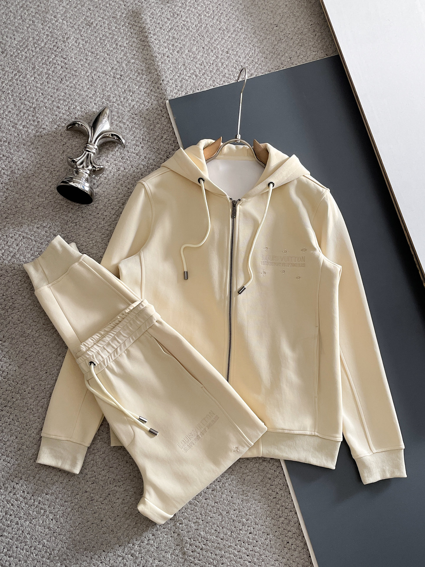 Louis Vuitton Basic Clothing Cotton M-l-xl