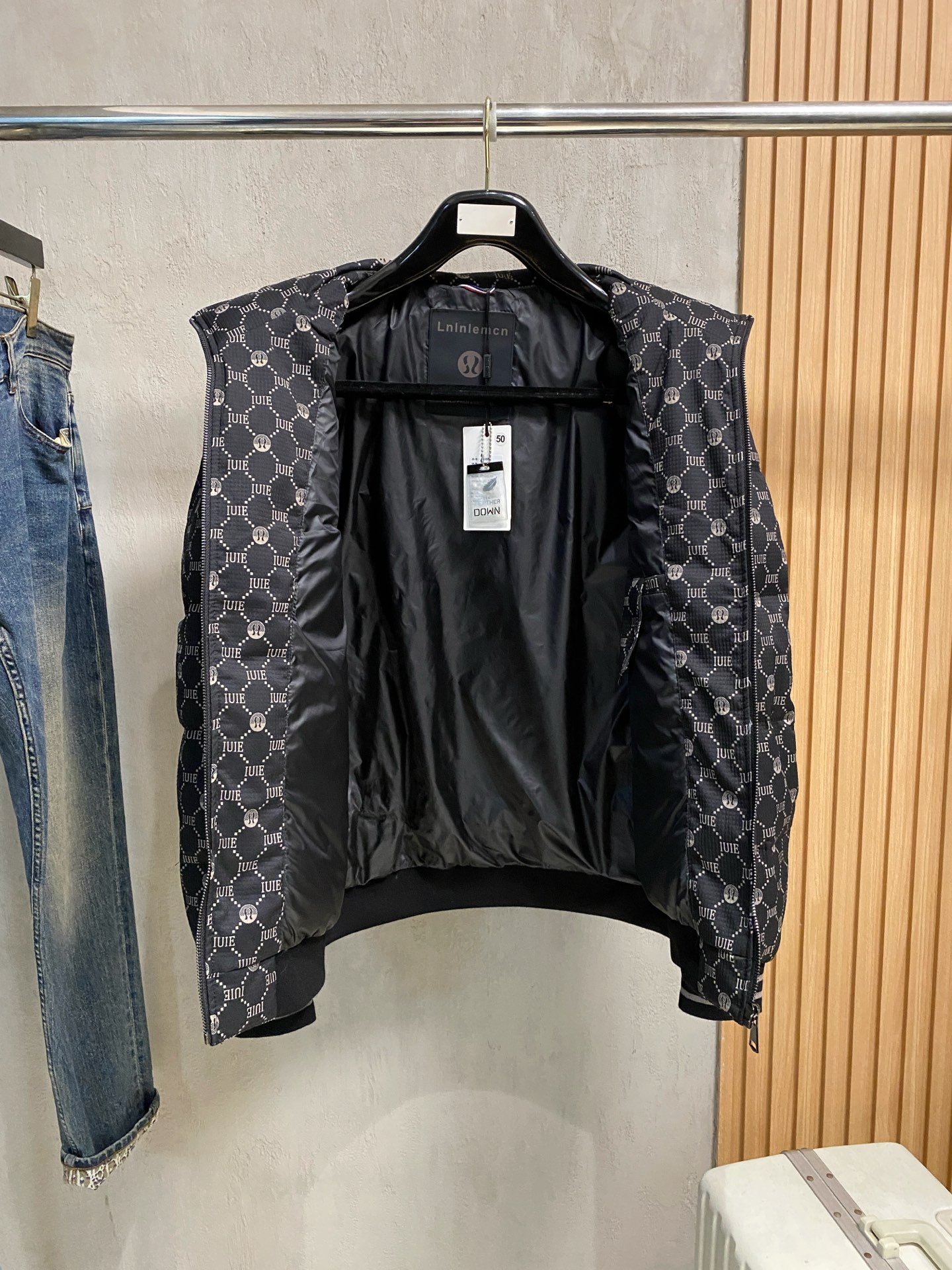 Louis Vuitton Down Jacket S-m-l-xl