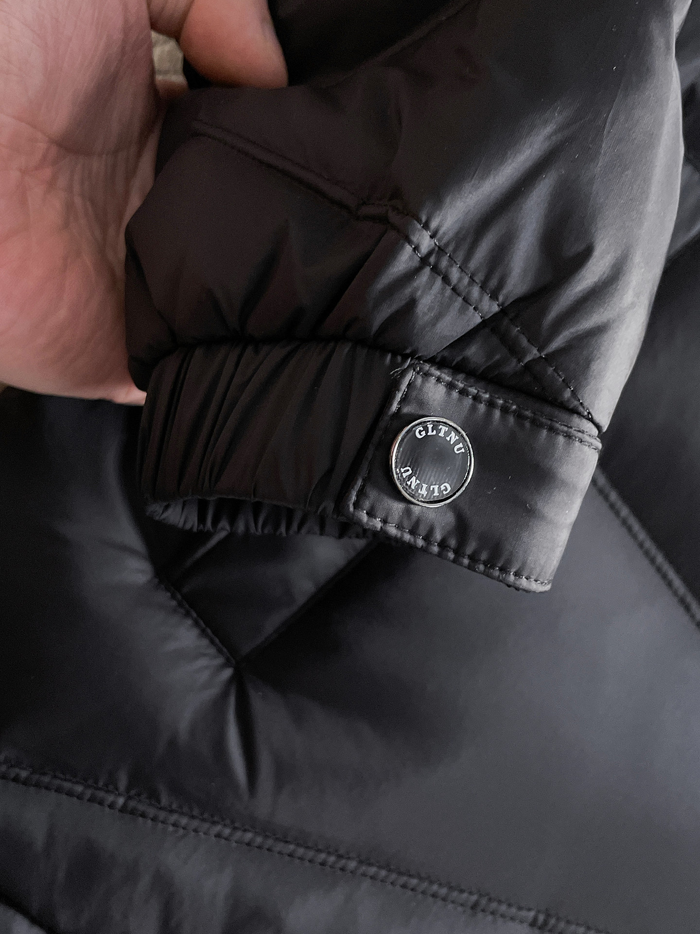 Burberry Down Jacket S-m-l-xl